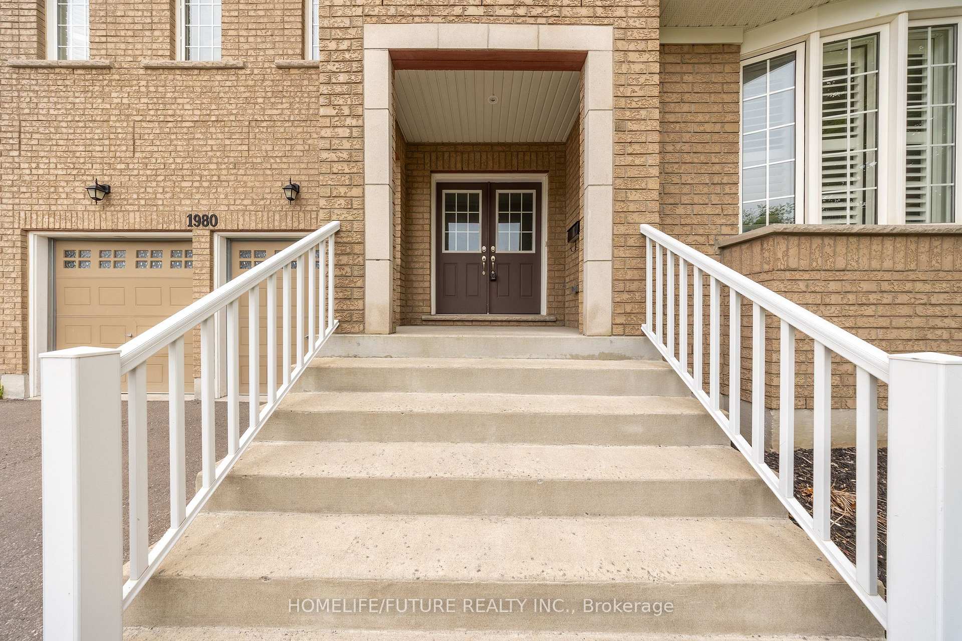 Photo 3 of 1980 Kurelo Drive, Oshawa, Taunton — HOMEH