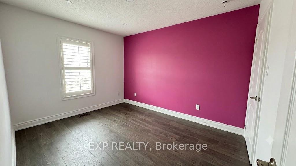 Photo 6 of 215 Remembrance Road, Brampton, Northwest Brampton — HOMEH