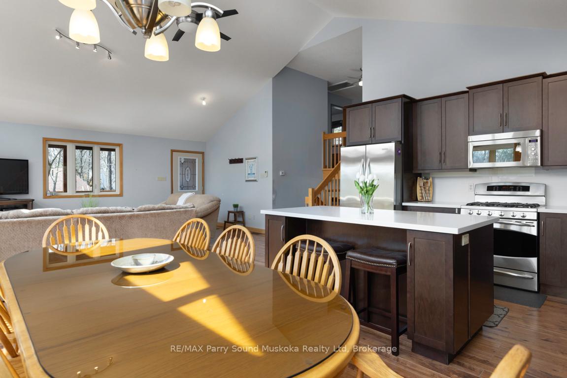 Photo 20 of 38 Shebeshekong Estates Road S, Carling — HOMEH