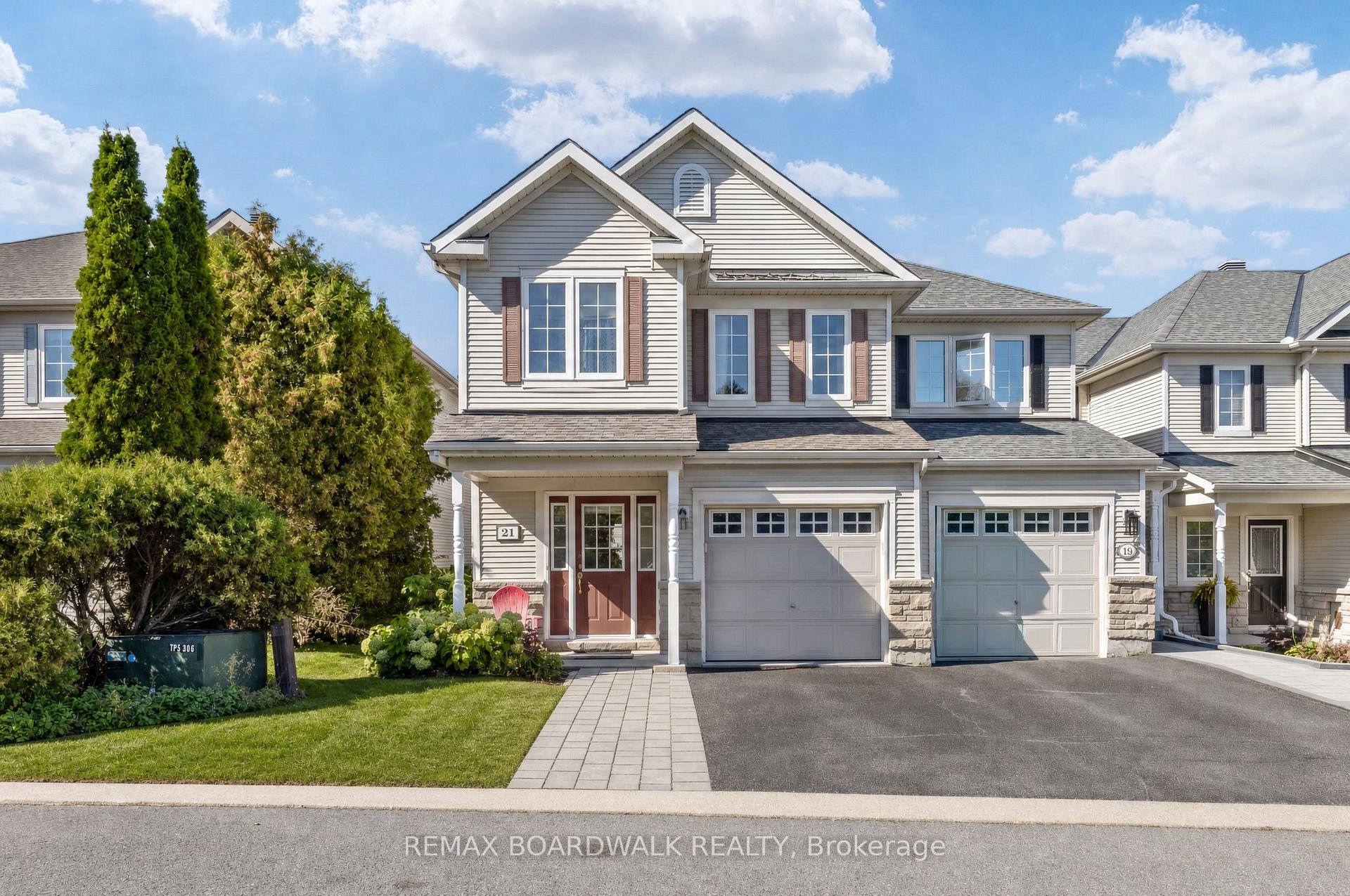 Photo 2 of 21 Kirkstone Private, Ottawa, Barrhaven - Stonebridge — HOMEH