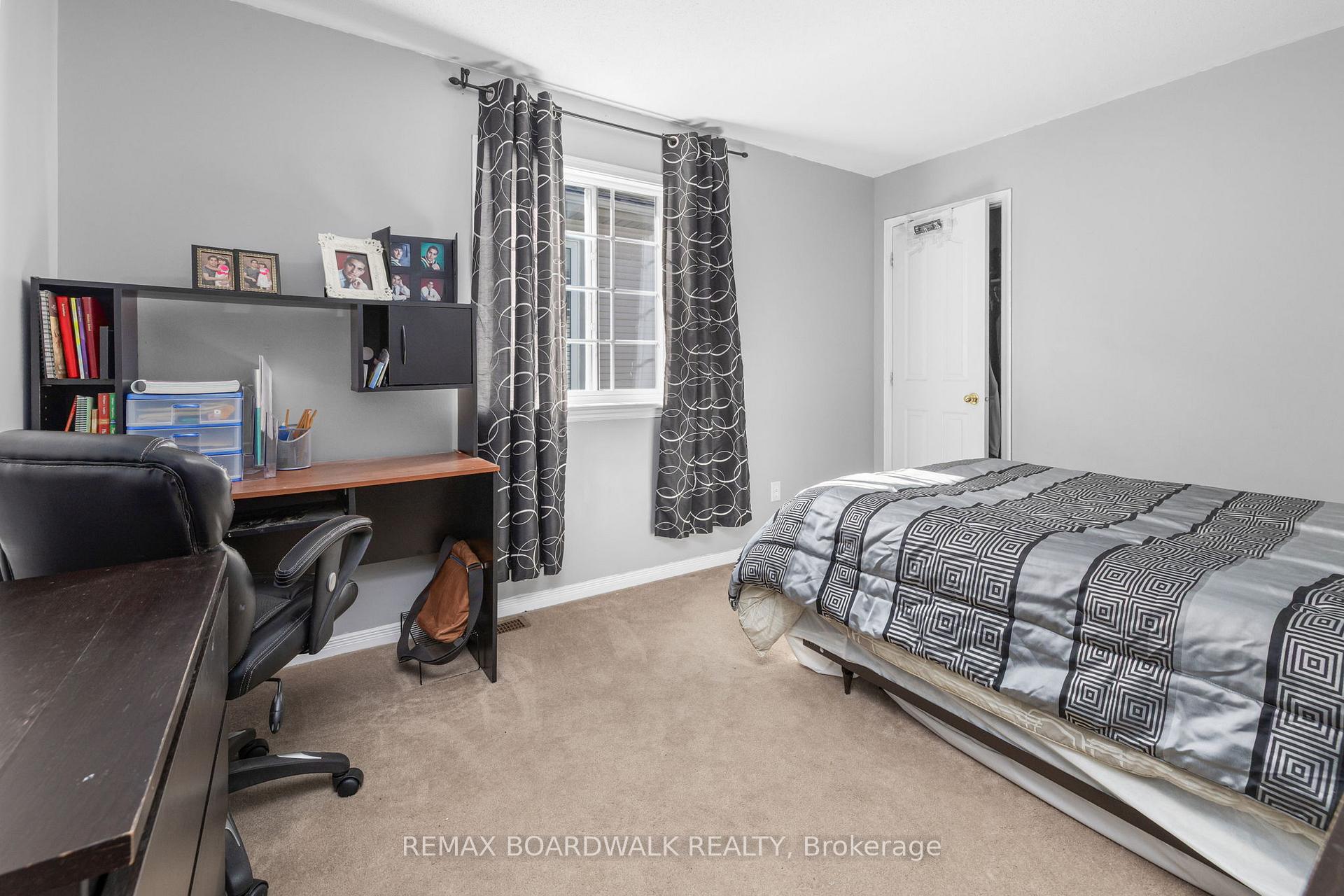 Photo 30 of 21 Kirkstone Private, Ottawa, Barrhaven - Stonebridge — HOMEH