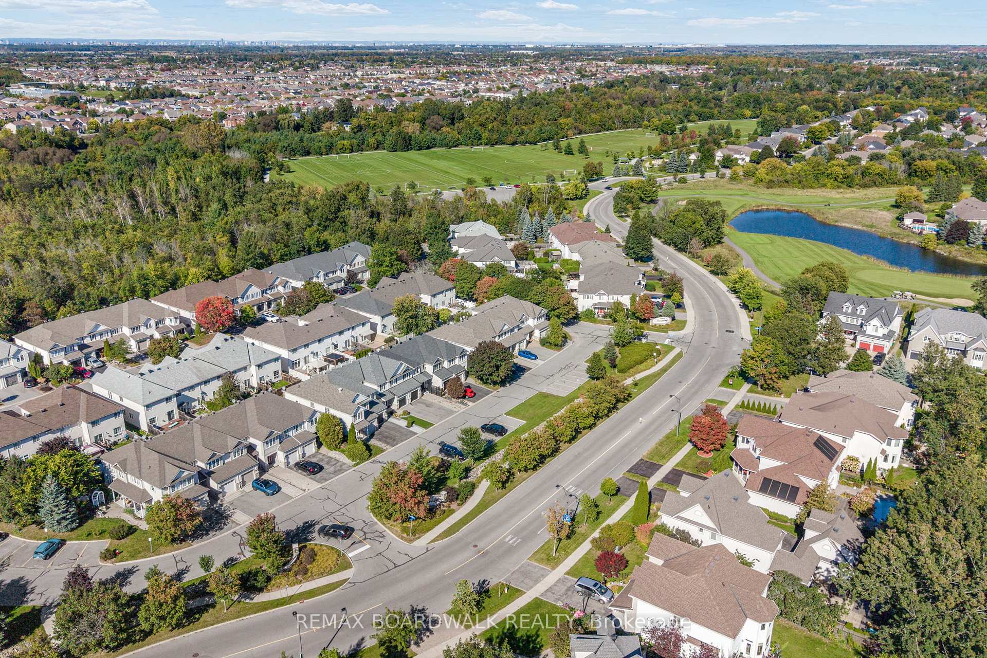 Photo 40 of 21 Kirkstone Private, Ottawa, Barrhaven - Stonebridge — HOMEH