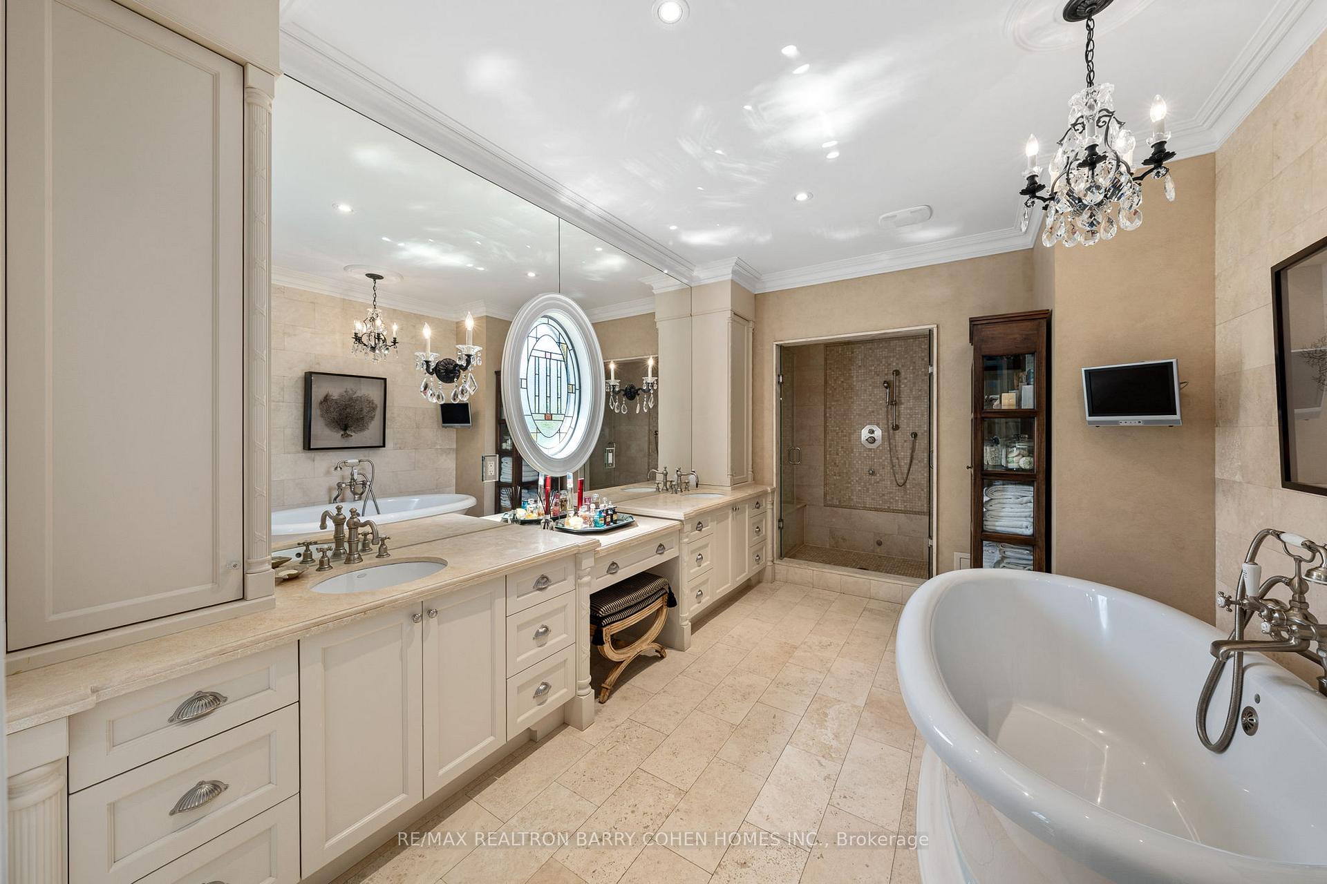 Photo 23 of 60 Parr Place, Vaughan, Uplands — HOMEH