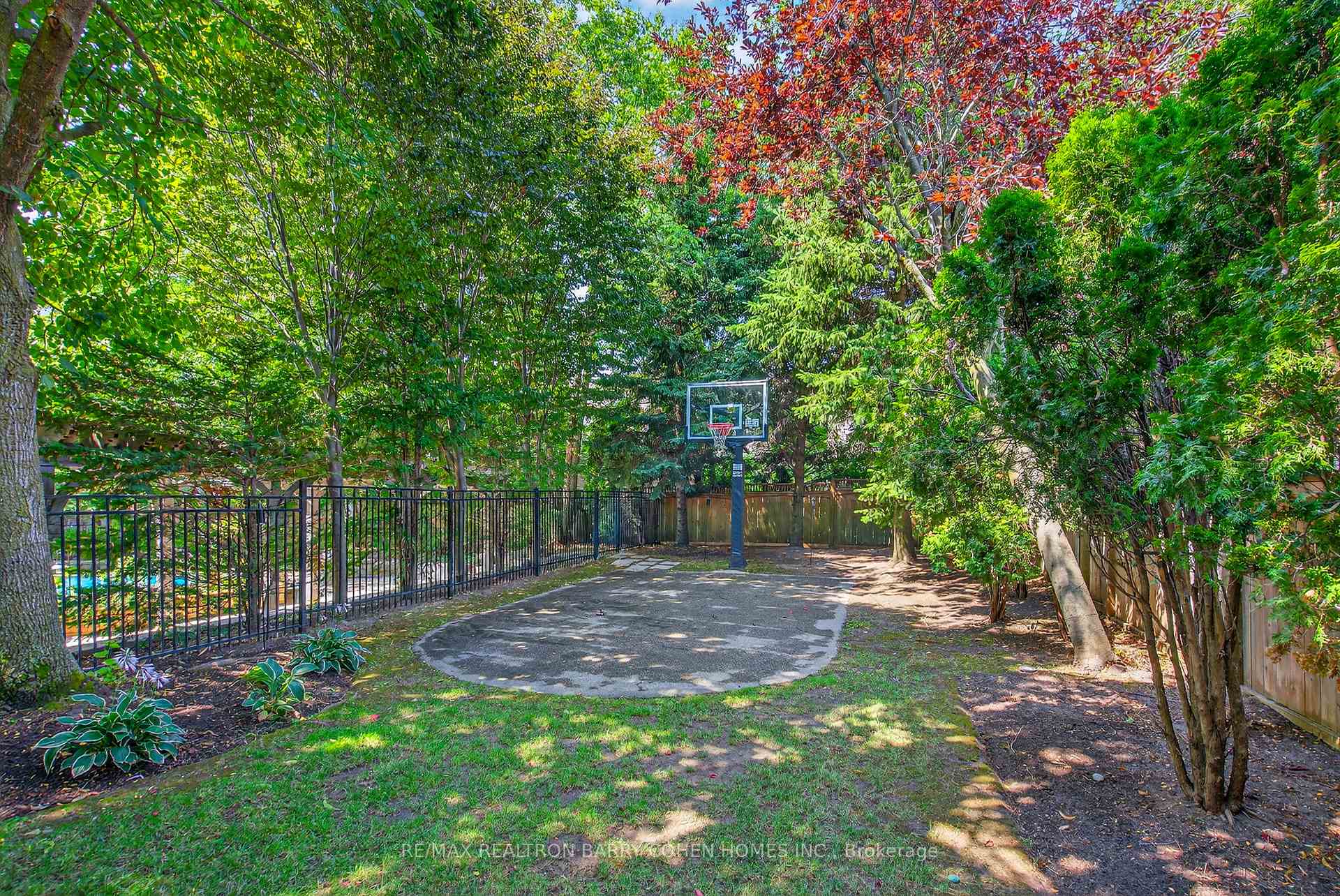 Photo 46 of 60 Parr Place, Vaughan, Uplands — HOMEH