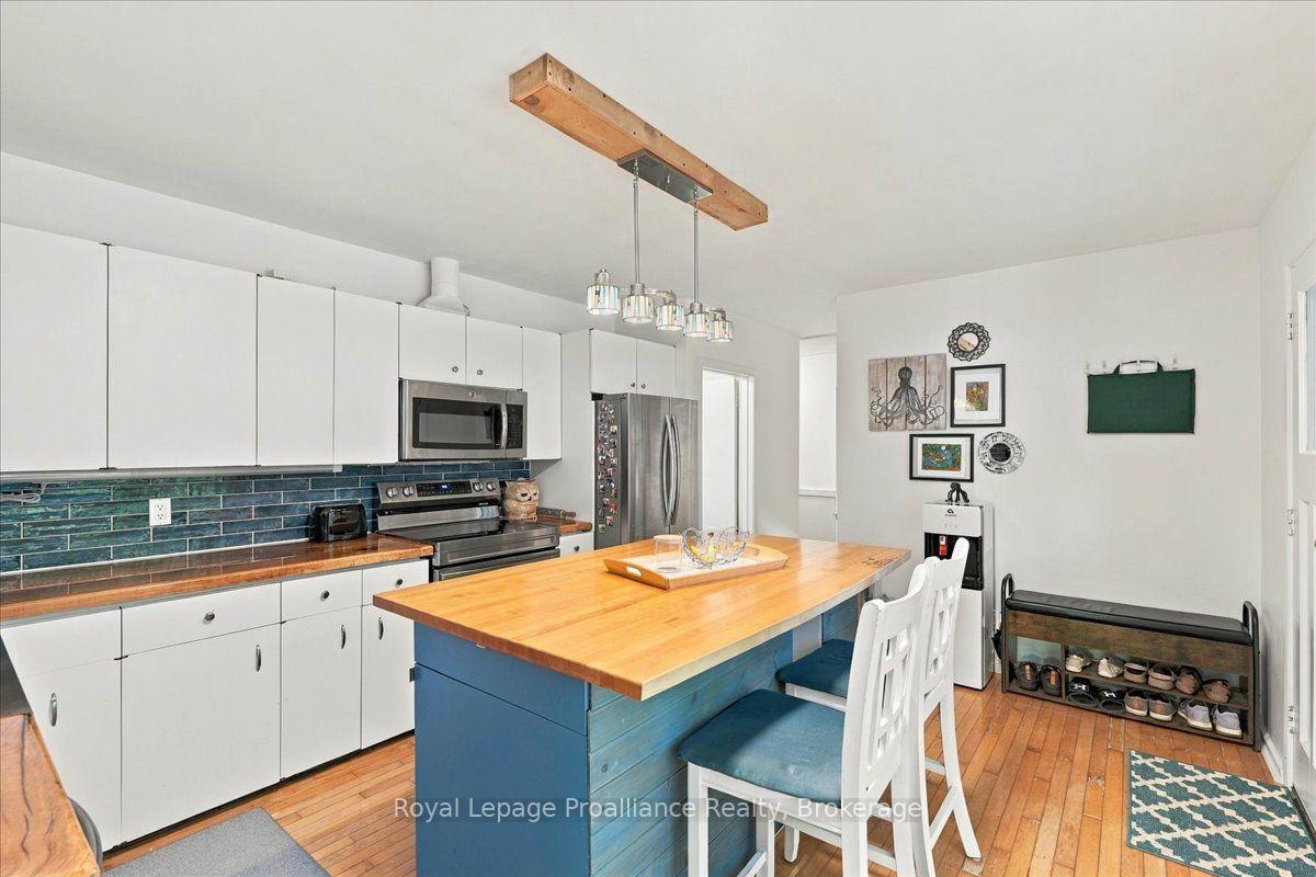 Photo 6 of 6647 Highway 37, Tweed, Hungerford (Twp) — HOMEH