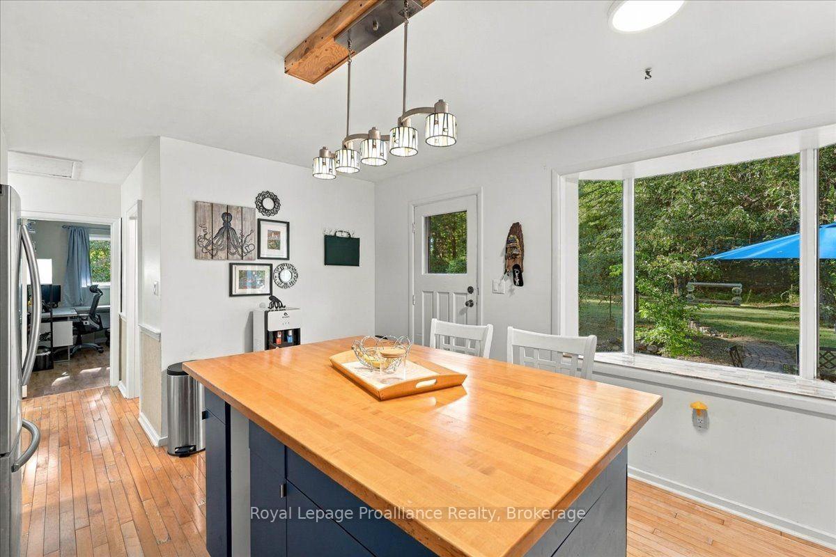 Photo 10 of 6647 Highway 37, Tweed, Hungerford (Twp) — HOMEH