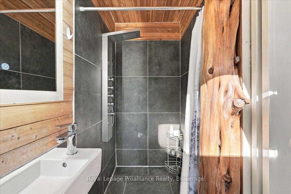 Photo 22 of 6647 Highway 37, Tweed, Hungerford (Twp) — HOMEH