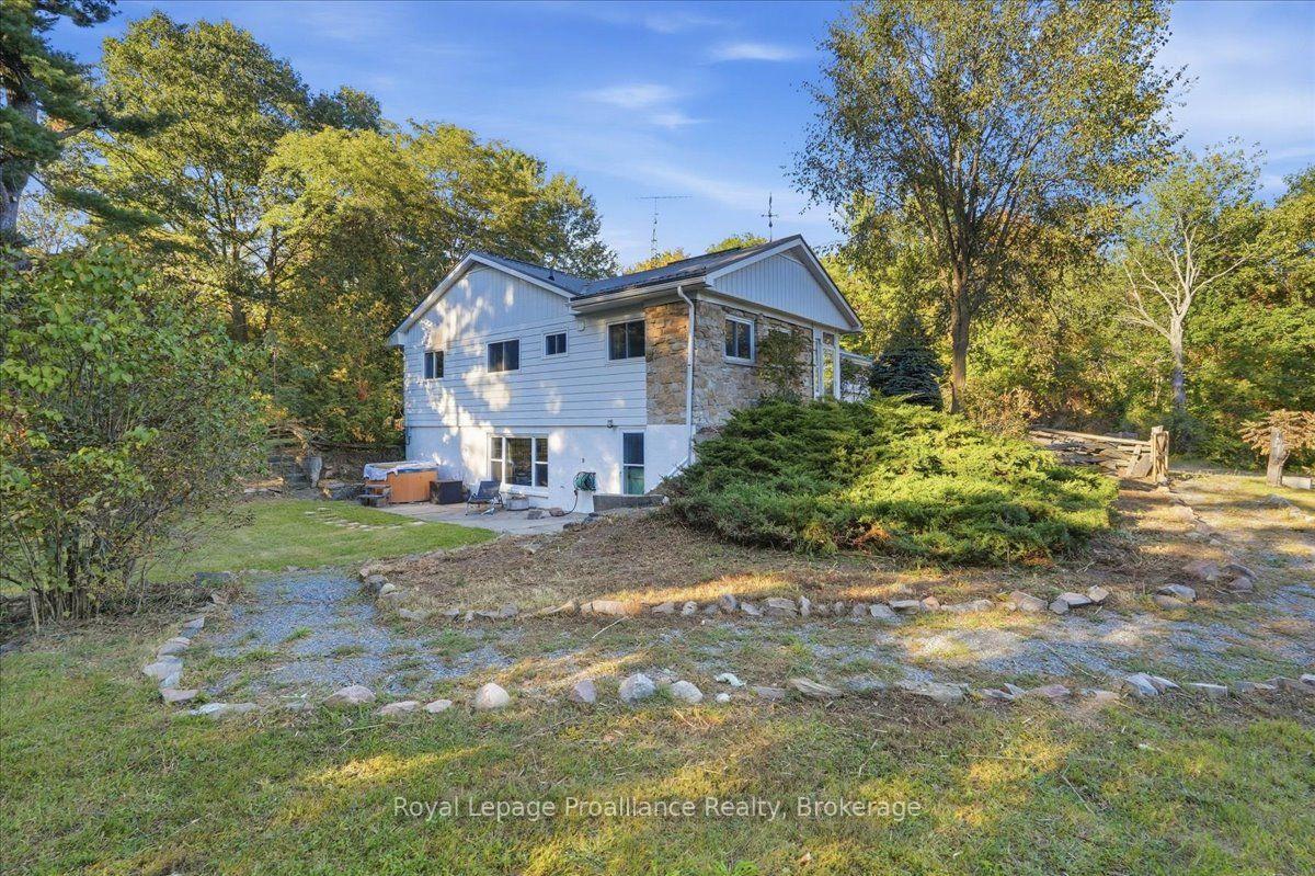 Photo 37 of 6647 Highway 37, Tweed, Hungerford (Twp) — HOMEH