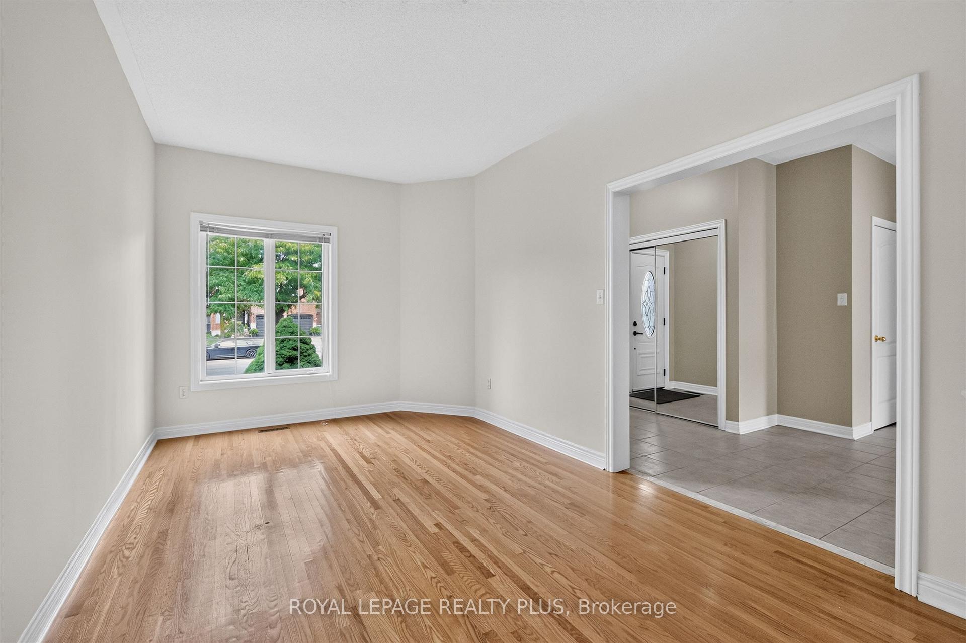 Photo 5 of 6322 Lisgar Drive, Mississauga, Lisgar — HOMEH