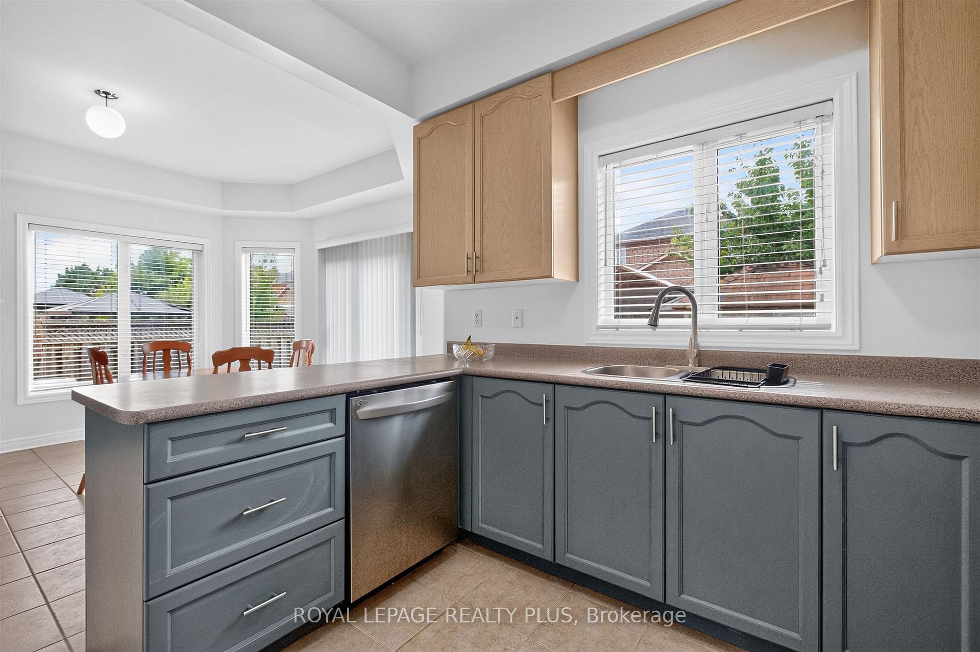 Photo 13 of 6322 Lisgar Drive, Mississauga, Lisgar — HOMEH