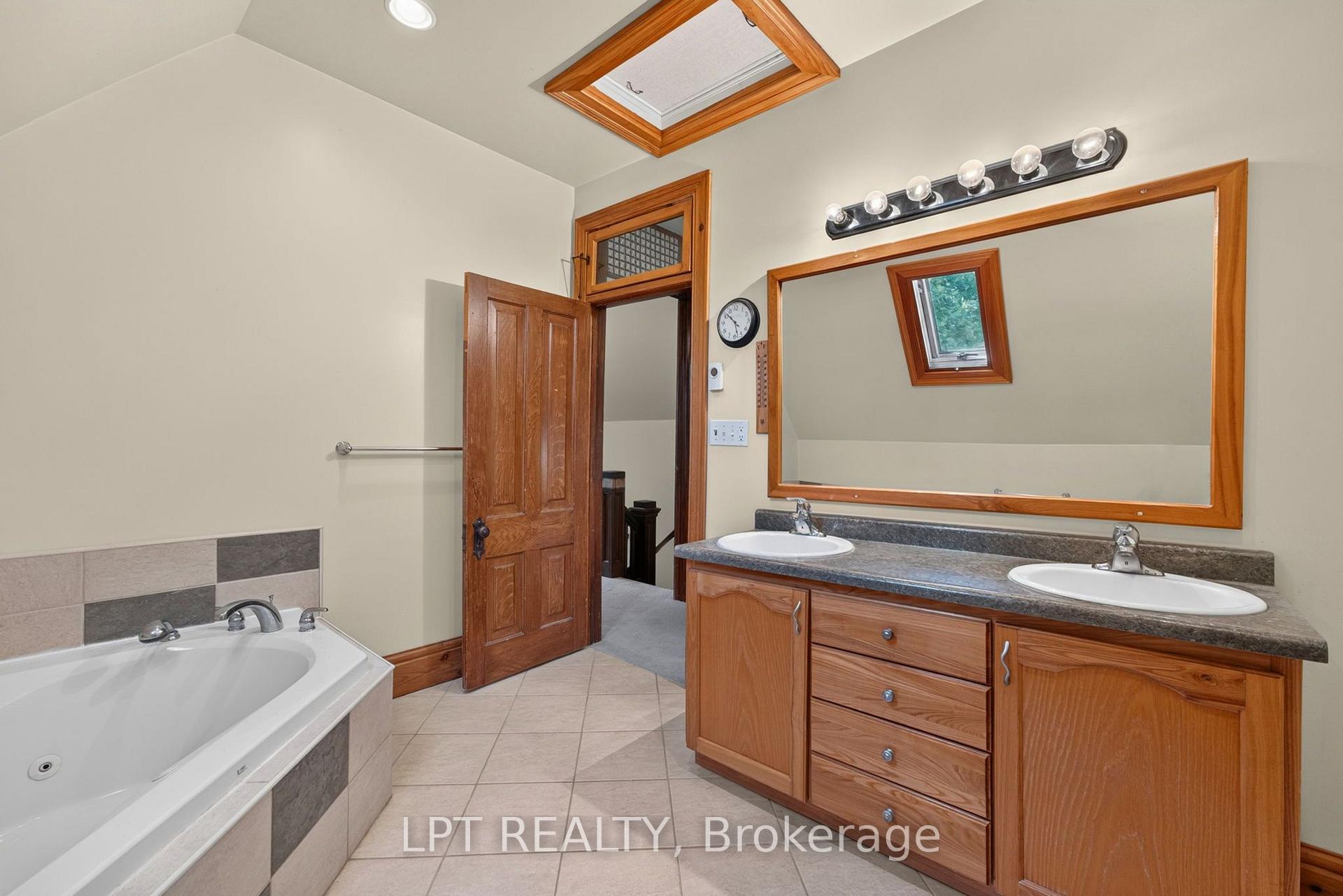 Photo 26 of 277 Andrew Street, South Huron, Exeter — HOMEH