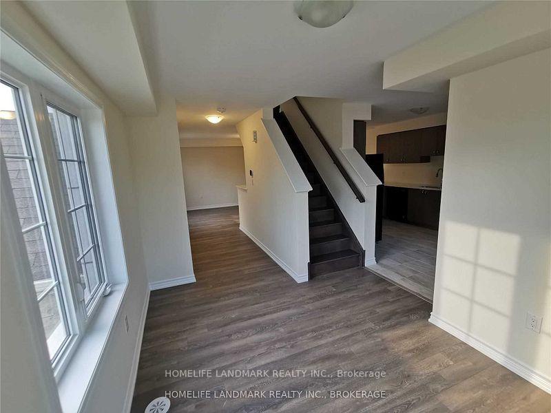 Photo 8 of 51 Bluegill Crescent, Whitby, Rural Whitby — HOMEH