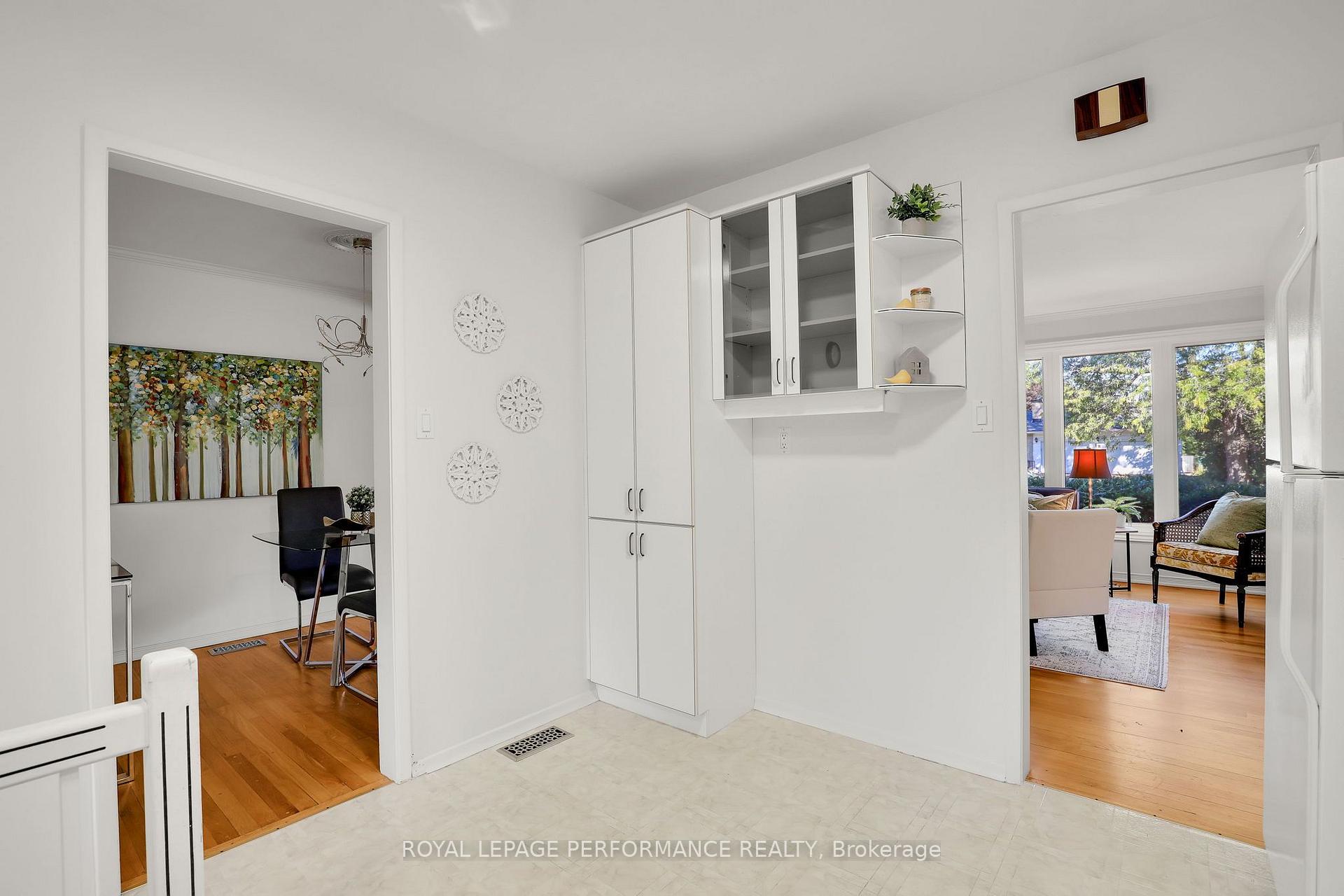 Photo 12 of 25 Thorncliff Place, Ottawa, Lynwood Village — HOMEH