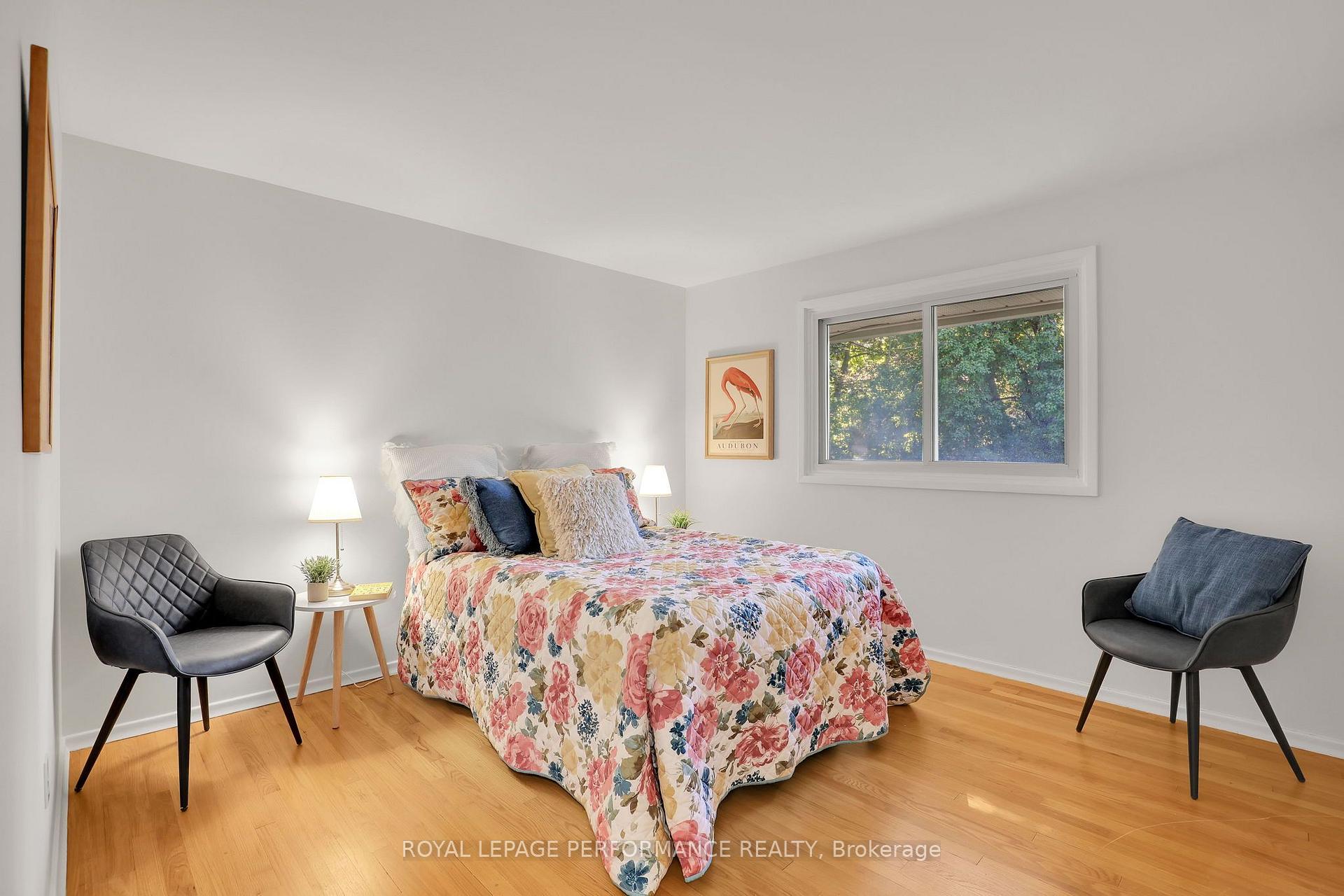 Photo 13 of 25 Thorncliff Place, Ottawa, Lynwood Village — HOMEH