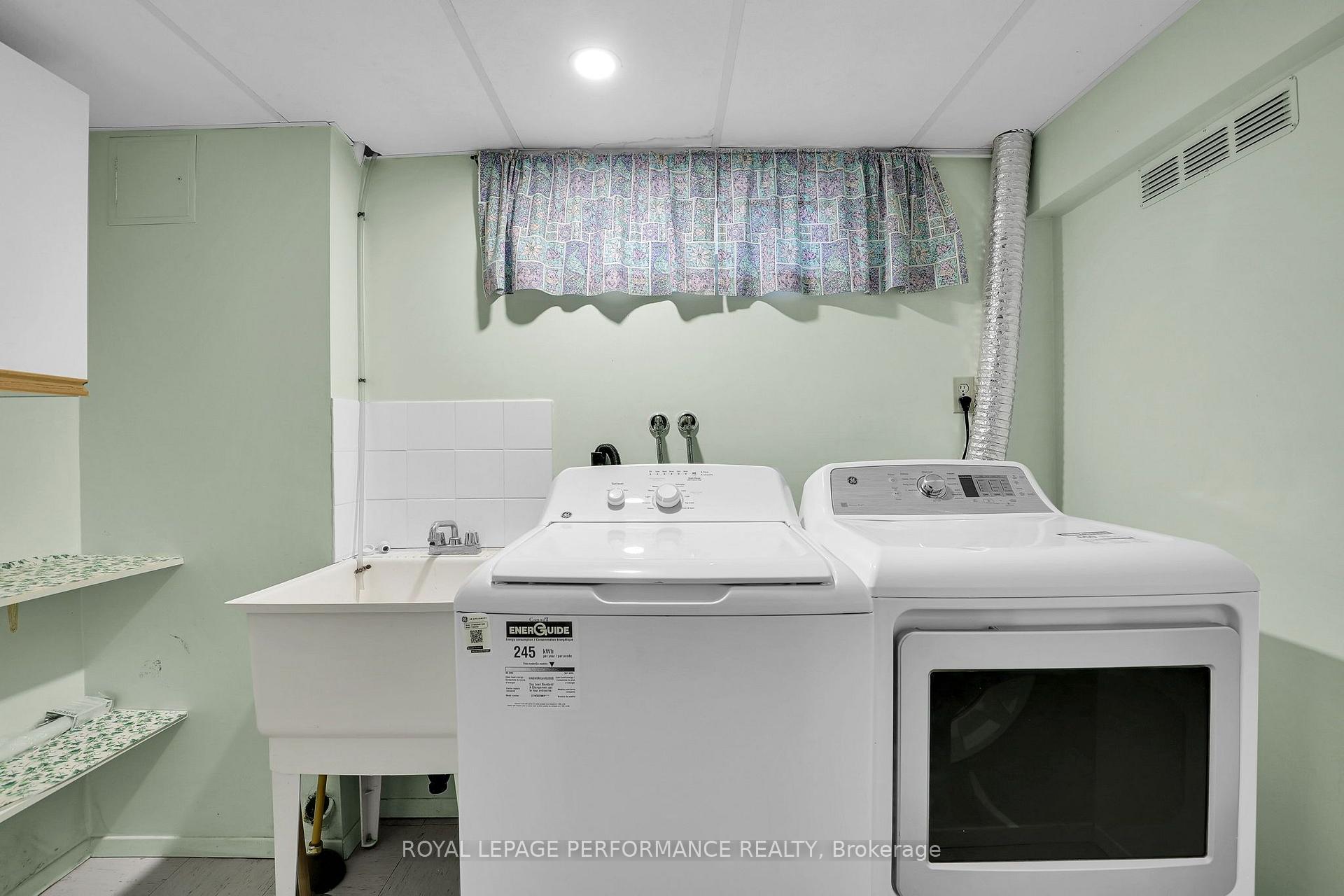 Photo 22 of 25 Thorncliff Place, Ottawa, Lynwood Village — HOMEH