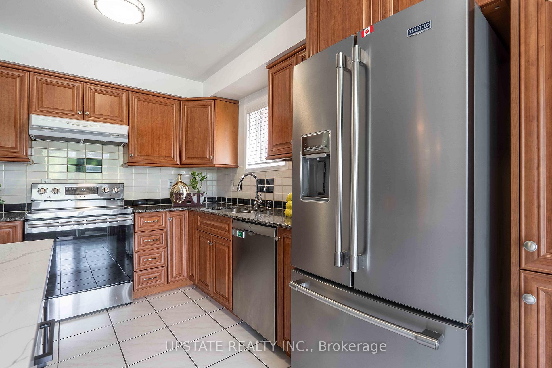 Photo 8 of 8548 Martin Grove Road, Vaughan, West Woodbridge — HOMEH