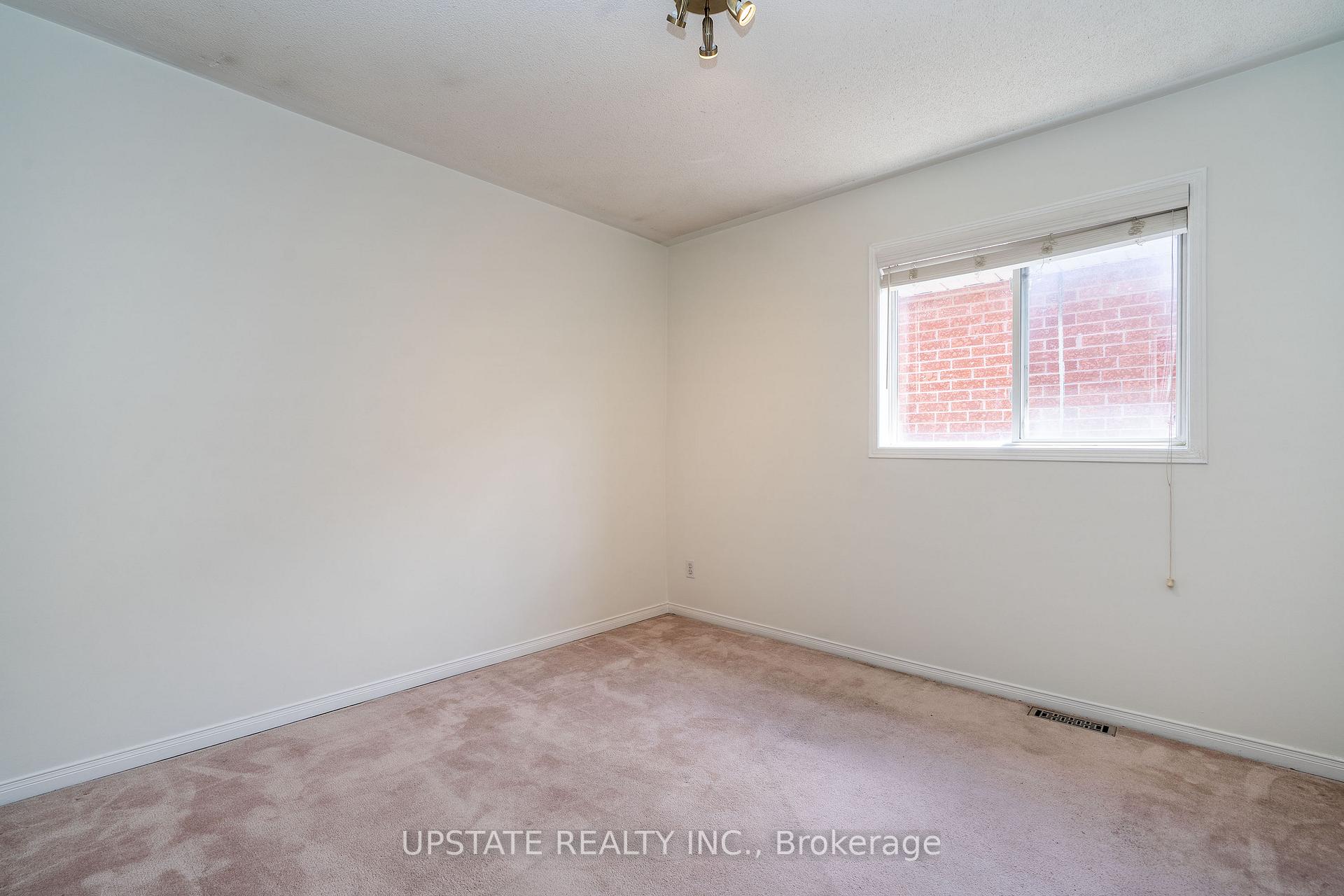 Photo 16 of 8548 Martin Grove Road, Vaughan, West Woodbridge — HOMEH