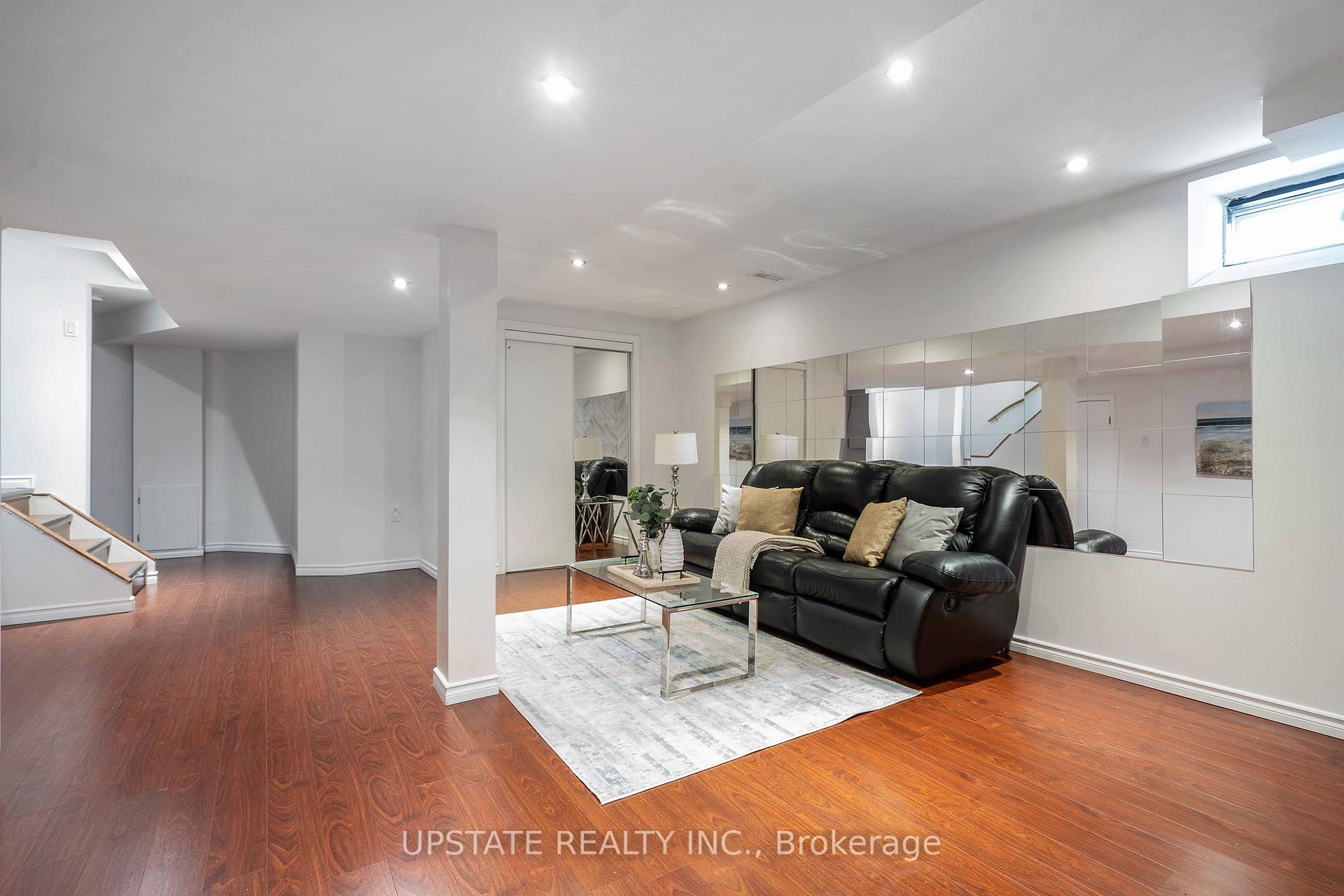 Photo 25 of 8548 Martin Grove Road, Vaughan, West Woodbridge — HOMEH
