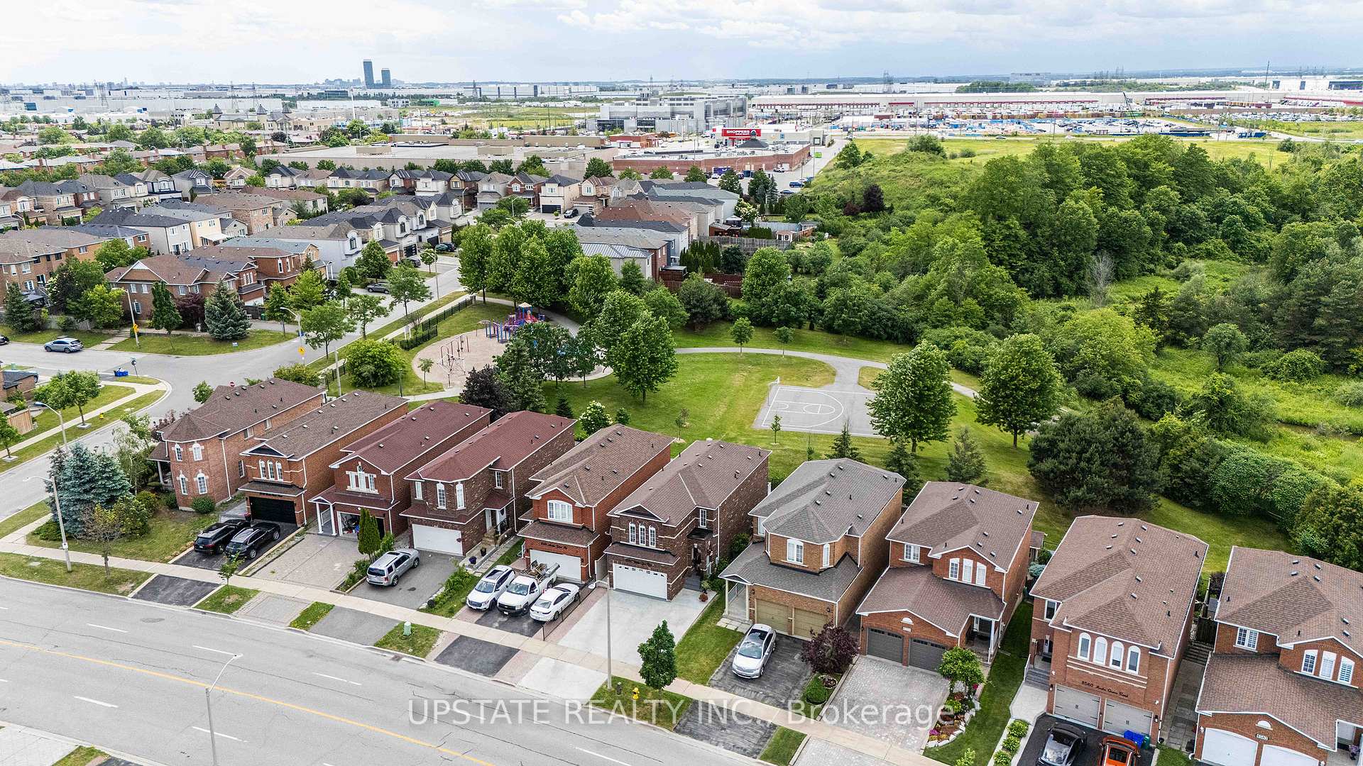 Photo 37 of 8548 Martin Grove Road, Vaughan, West Woodbridge — HOMEH