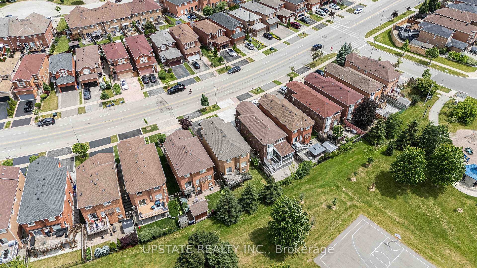 Photo 39 of 8548 Martin Grove Road, Vaughan, West Woodbridge — HOMEH