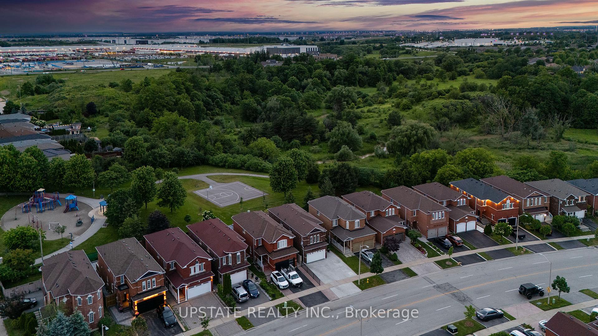 Photo 46 of 8548 Martin Grove Road, Vaughan, West Woodbridge — HOMEH