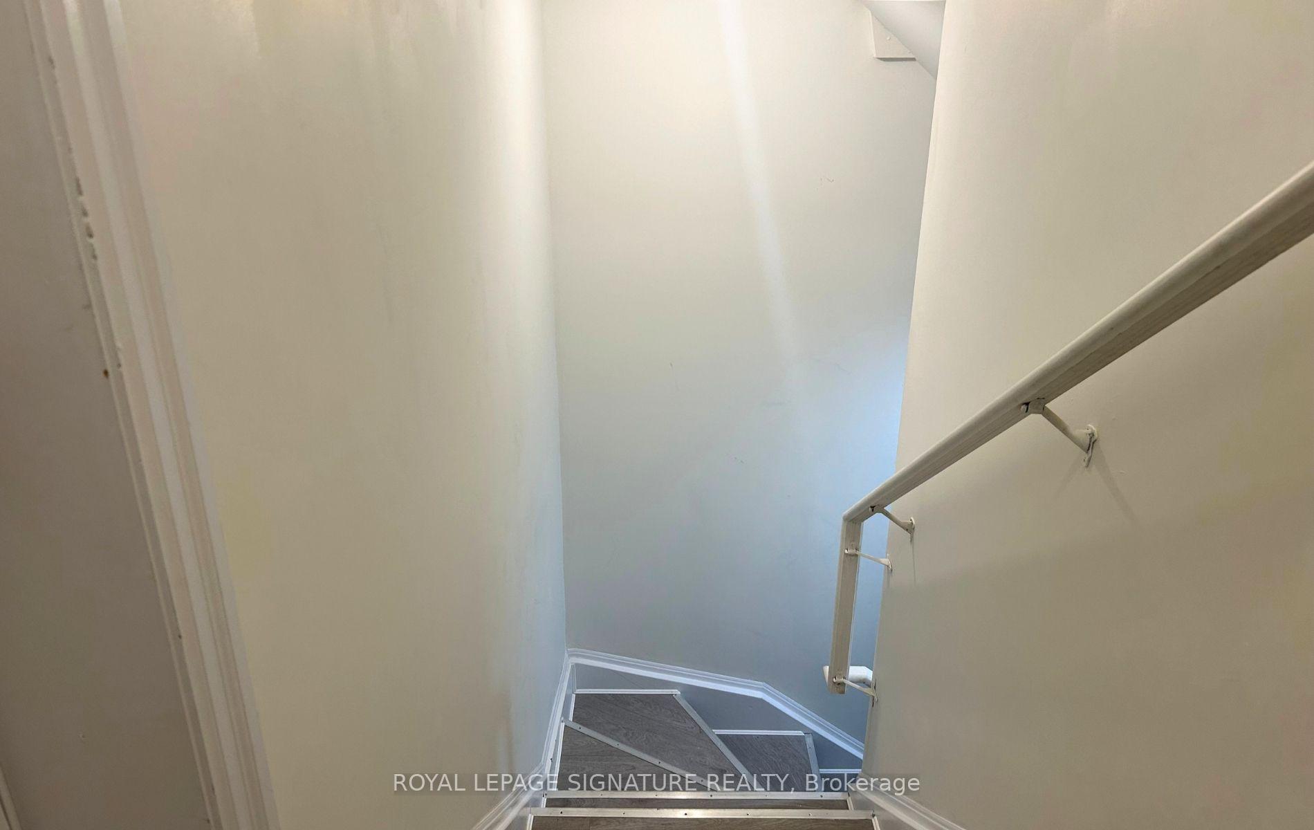 Photo 3 of Unit Bsmt, 214 Flood Avenue, Clarington, Newcastle — HOMEH
