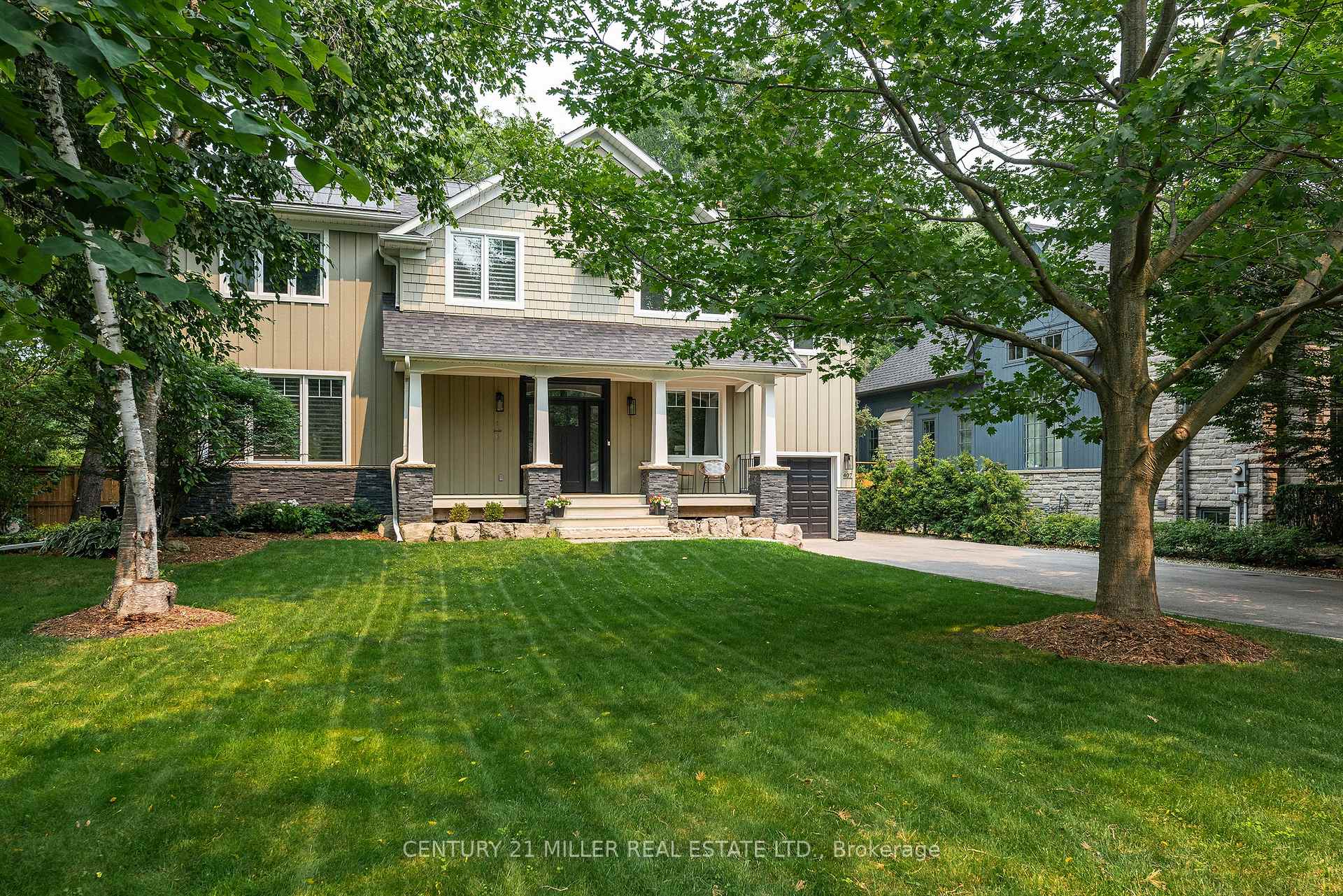 Photo 2 of 407 Maple Grove Drive, Oakville, Ford — HOMEH