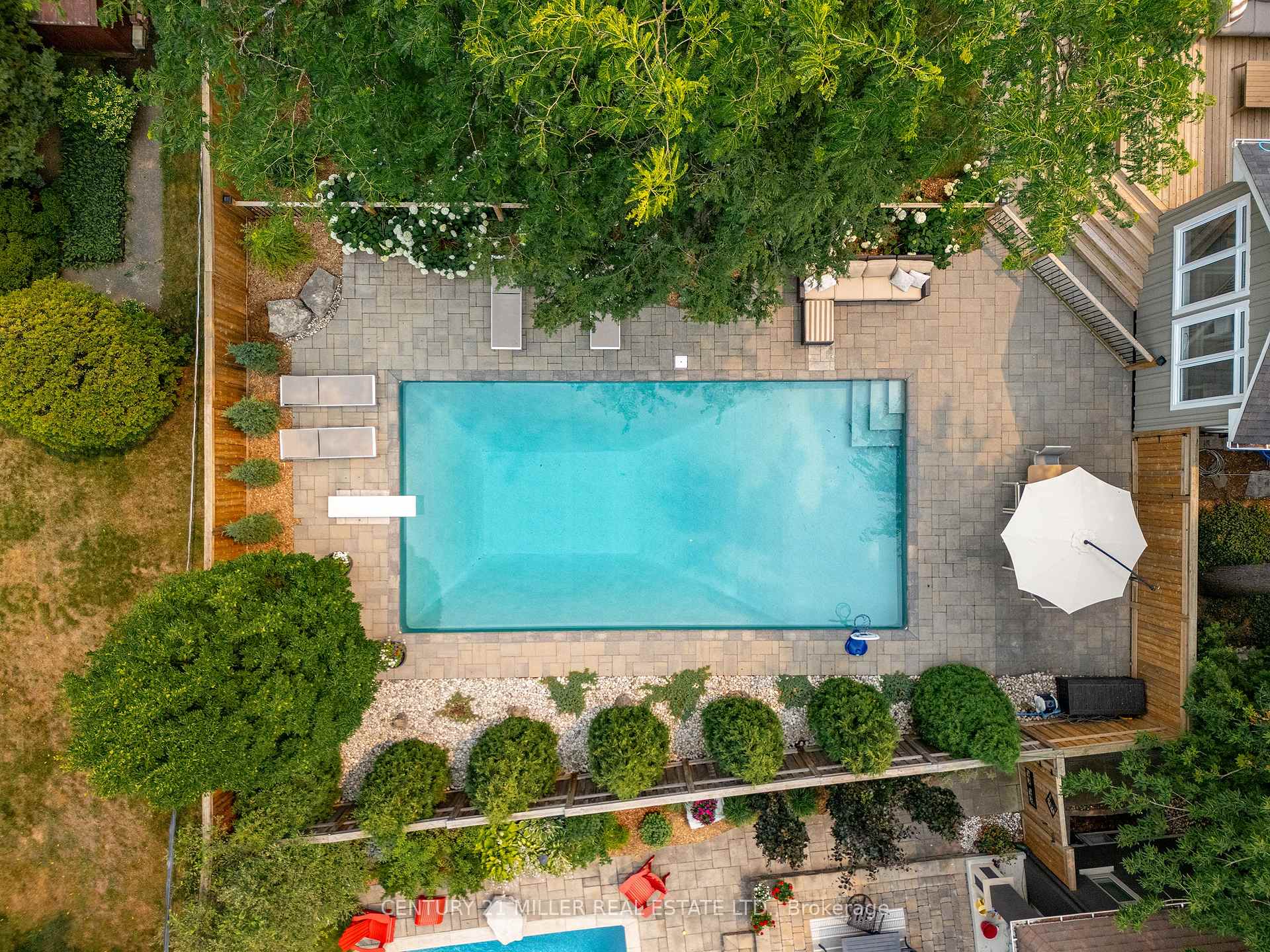 Photo 74 of 407 Maple Grove Drive, Oakville, Ford — HOMEH