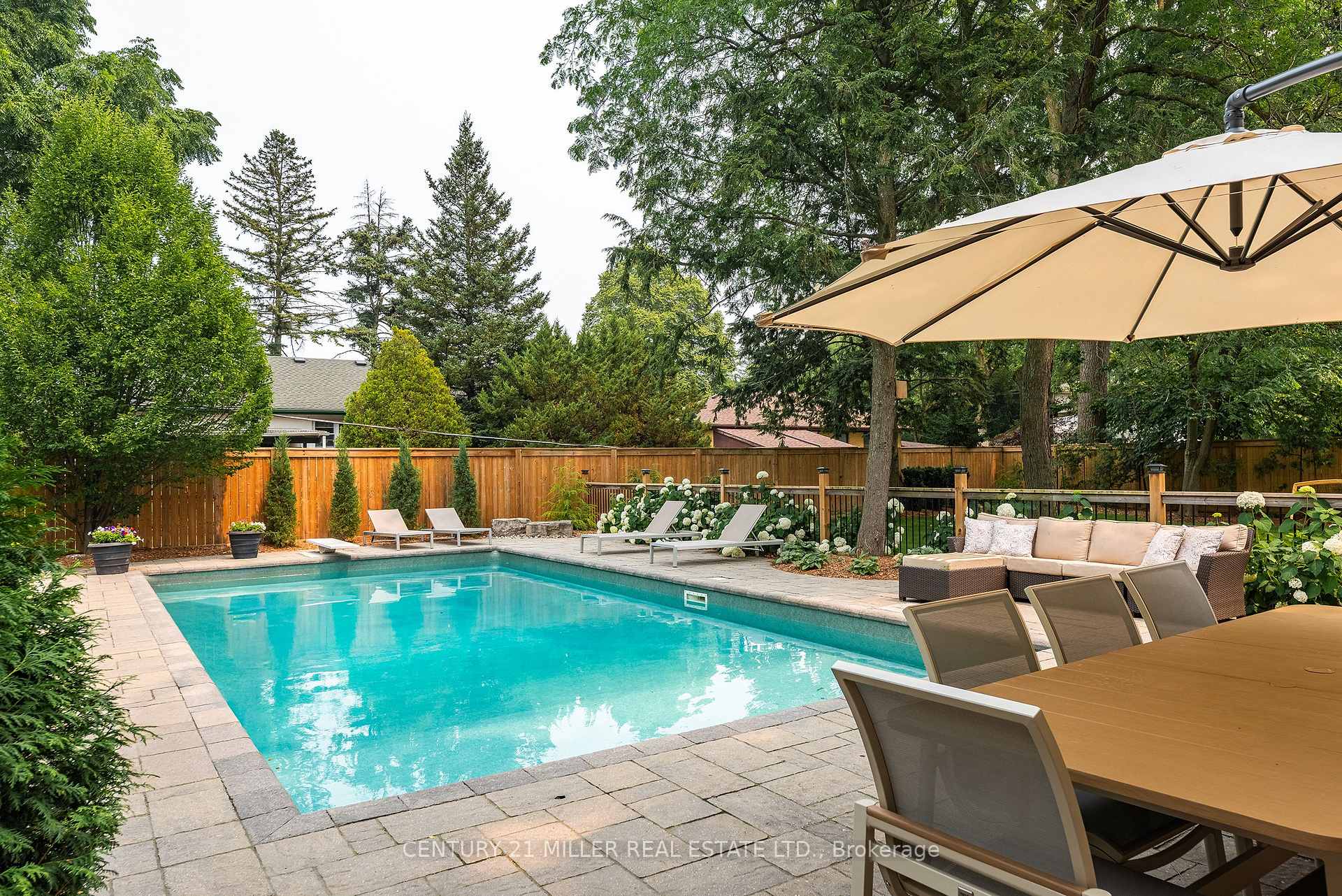 Photo 86 of 407 Maple Grove Drive, Oakville, Ford — HOMEH