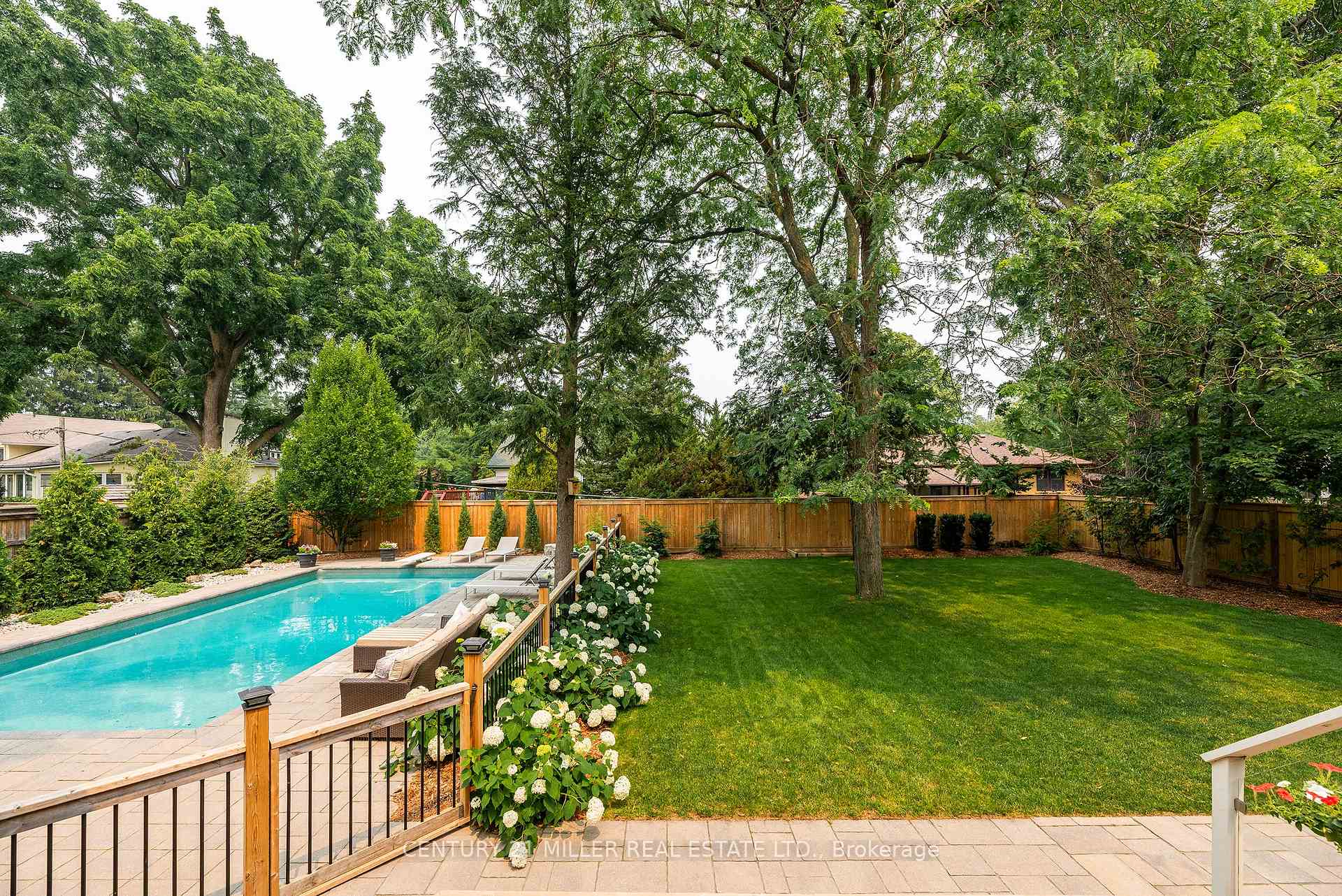Photo 92 of 407 Maple Grove Drive, Oakville, Ford — HOMEH