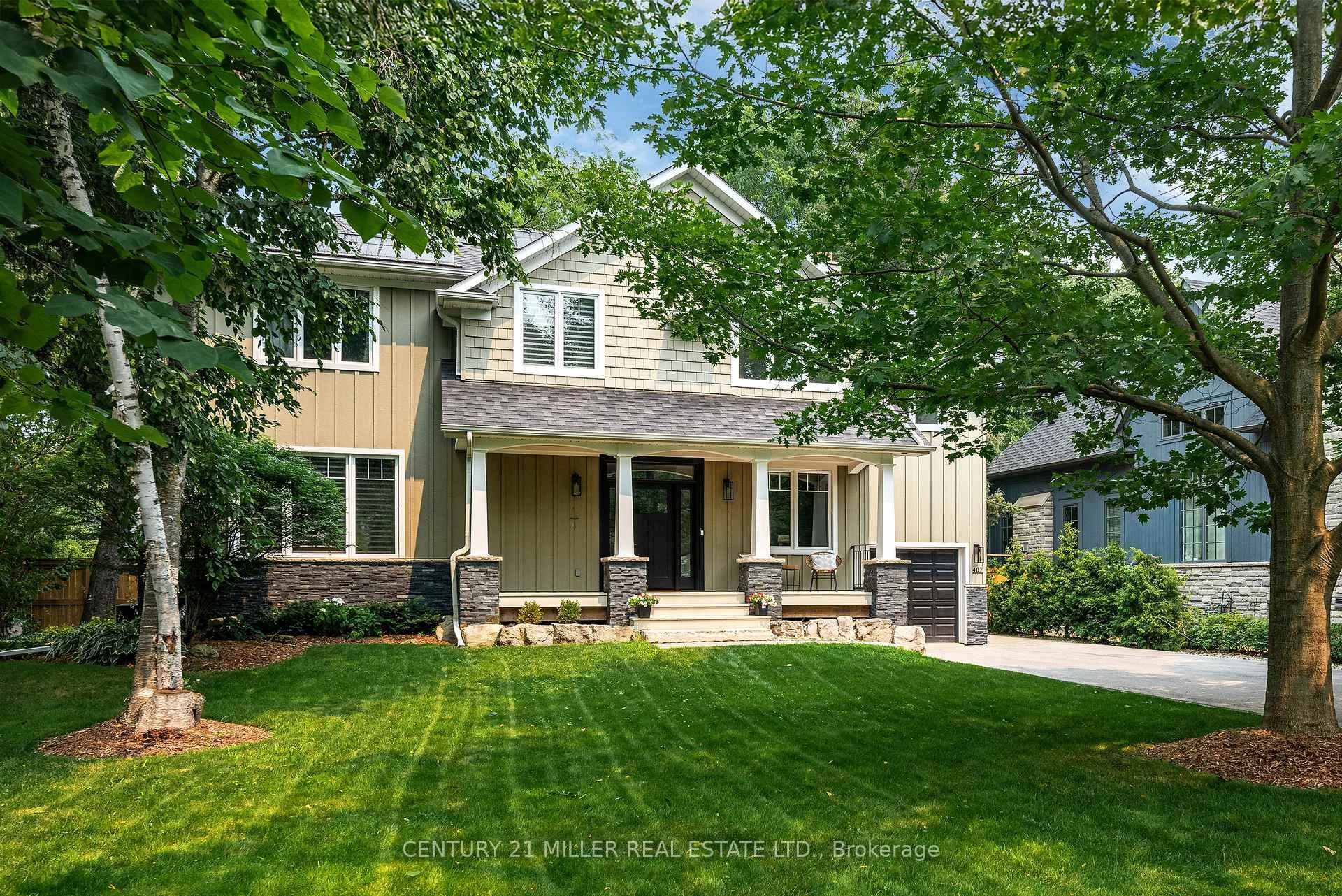 Photo 4 of 407 Maple Grove Drive, Oakville, Ford — HOMEH