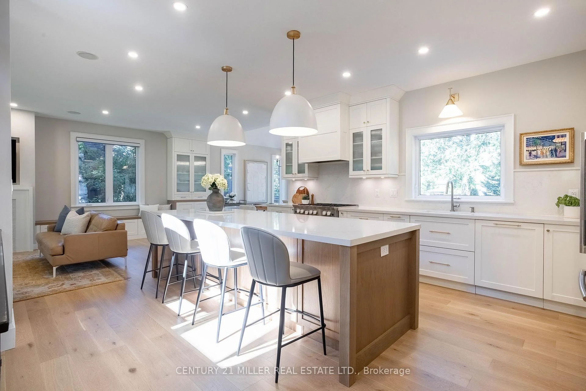 Photo 19 of 407 Maple Grove Drive, Oakville, Ford — HOMEH