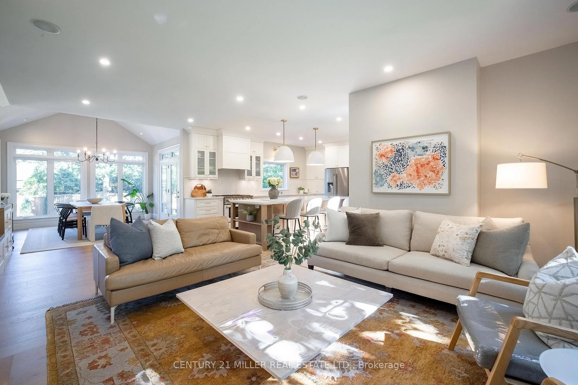 Photo 35 of 407 Maple Grove Drive, Oakville, Ford — HOMEH