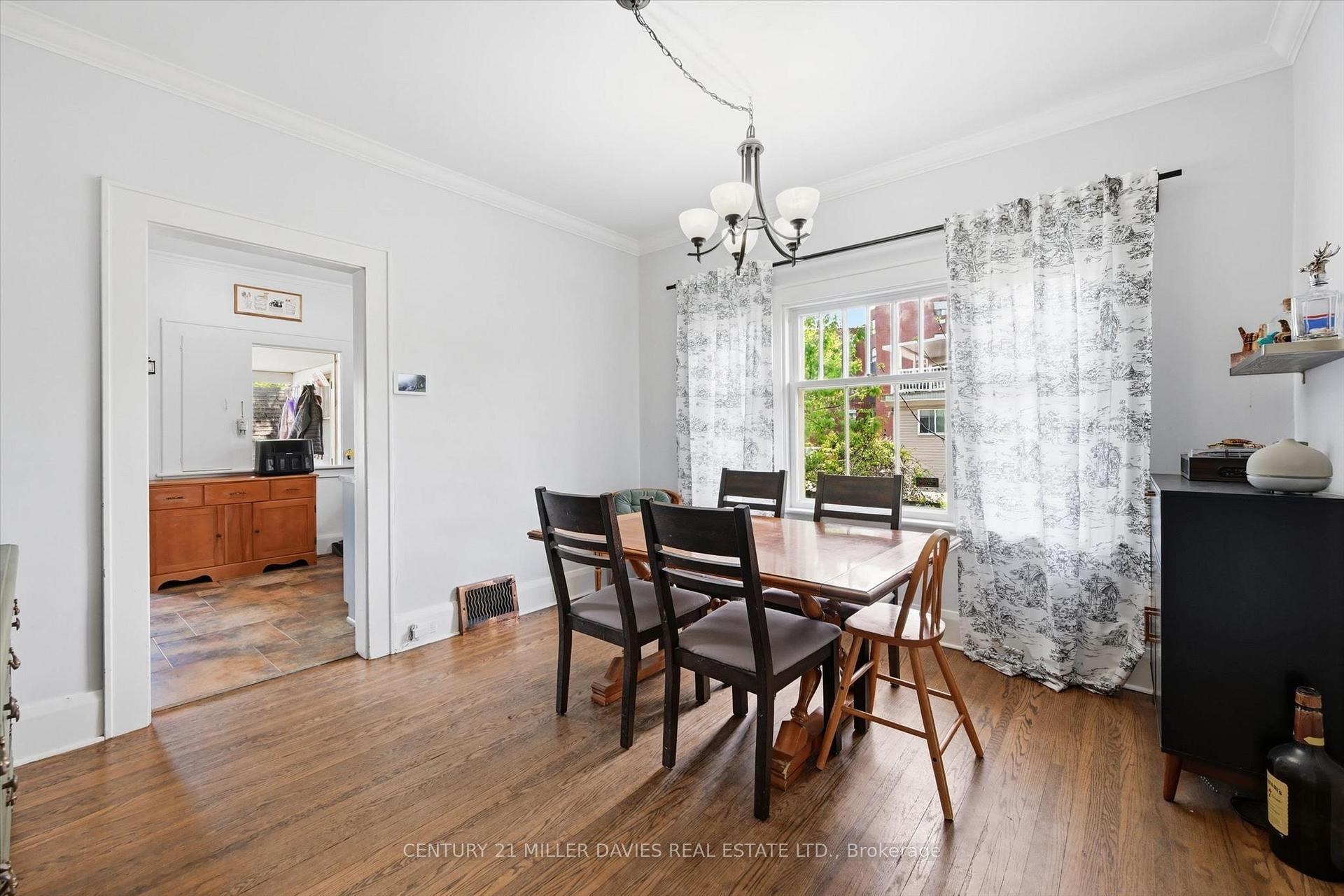 Photo 8 of 392 Queenston Street, St. Catharines, Secord Woods — HOMEH