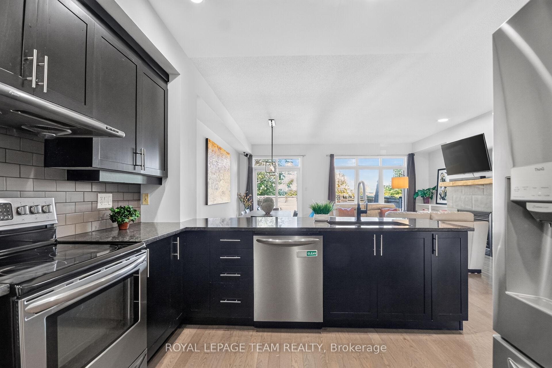 Photo 55 of 152 Mattingly Way, Ottawa, Riverside South/Gloucester Glen — HOMEH