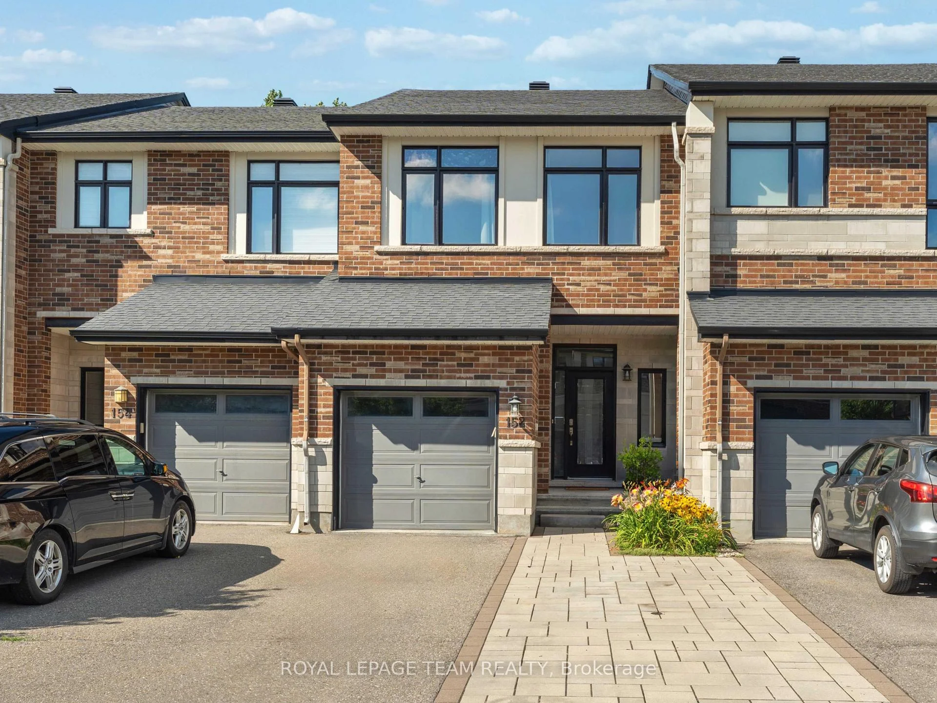 Photo 3 of 152 Mattingly Way, Ottawa, Riverside South/Gloucester Glen — HOMEH