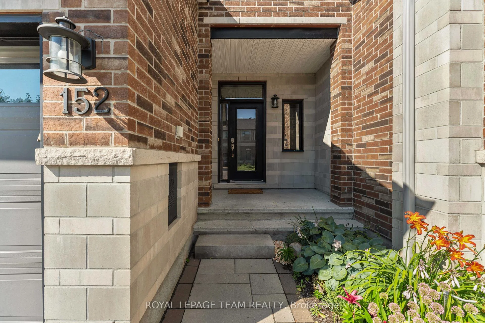 Photo 5 of 152 Mattingly Way, Ottawa, Riverside South/Gloucester Glen — HOMEH
