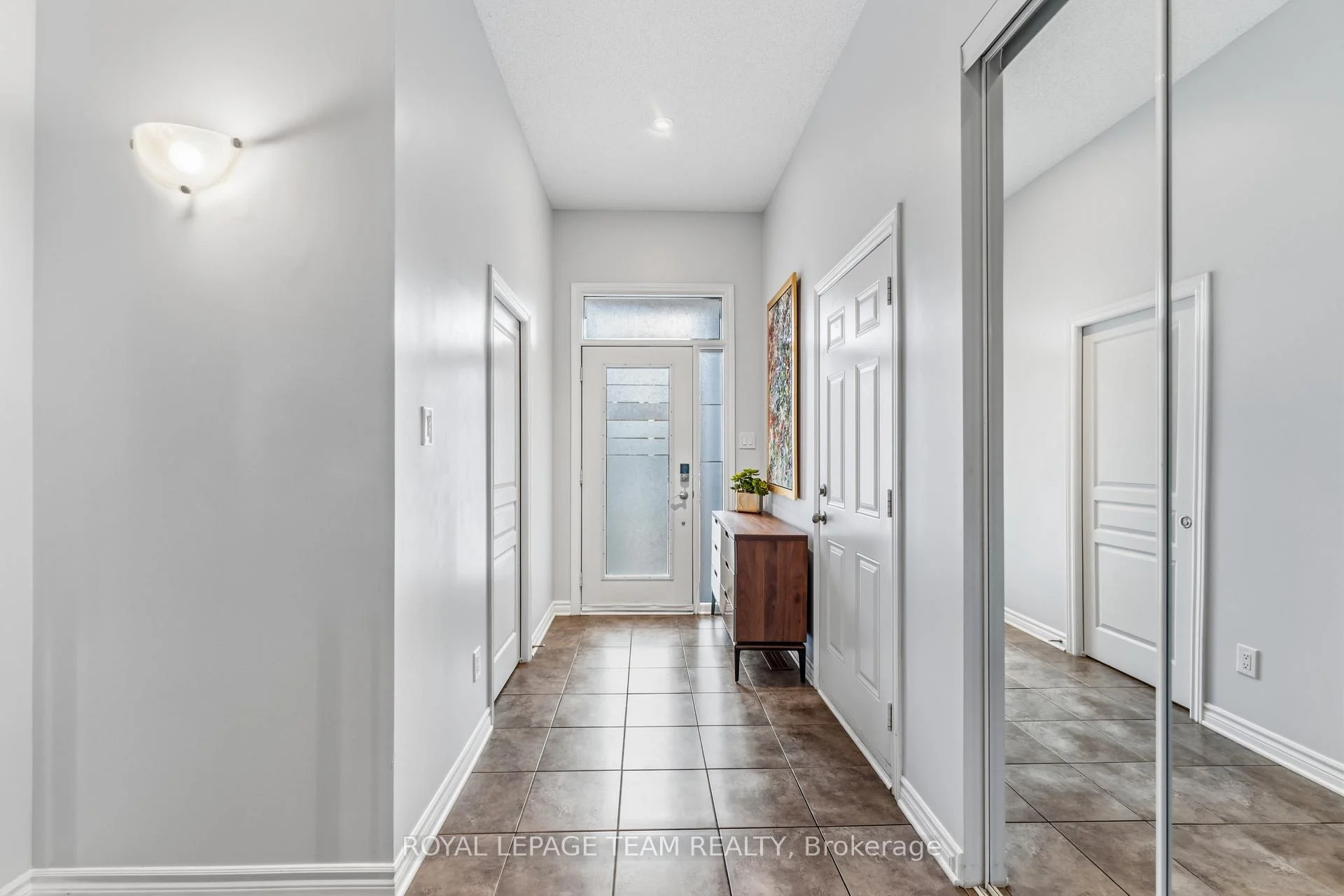 Photo 8 of 152 Mattingly Way, Ottawa, Riverside South/Gloucester Glen — HOMEH