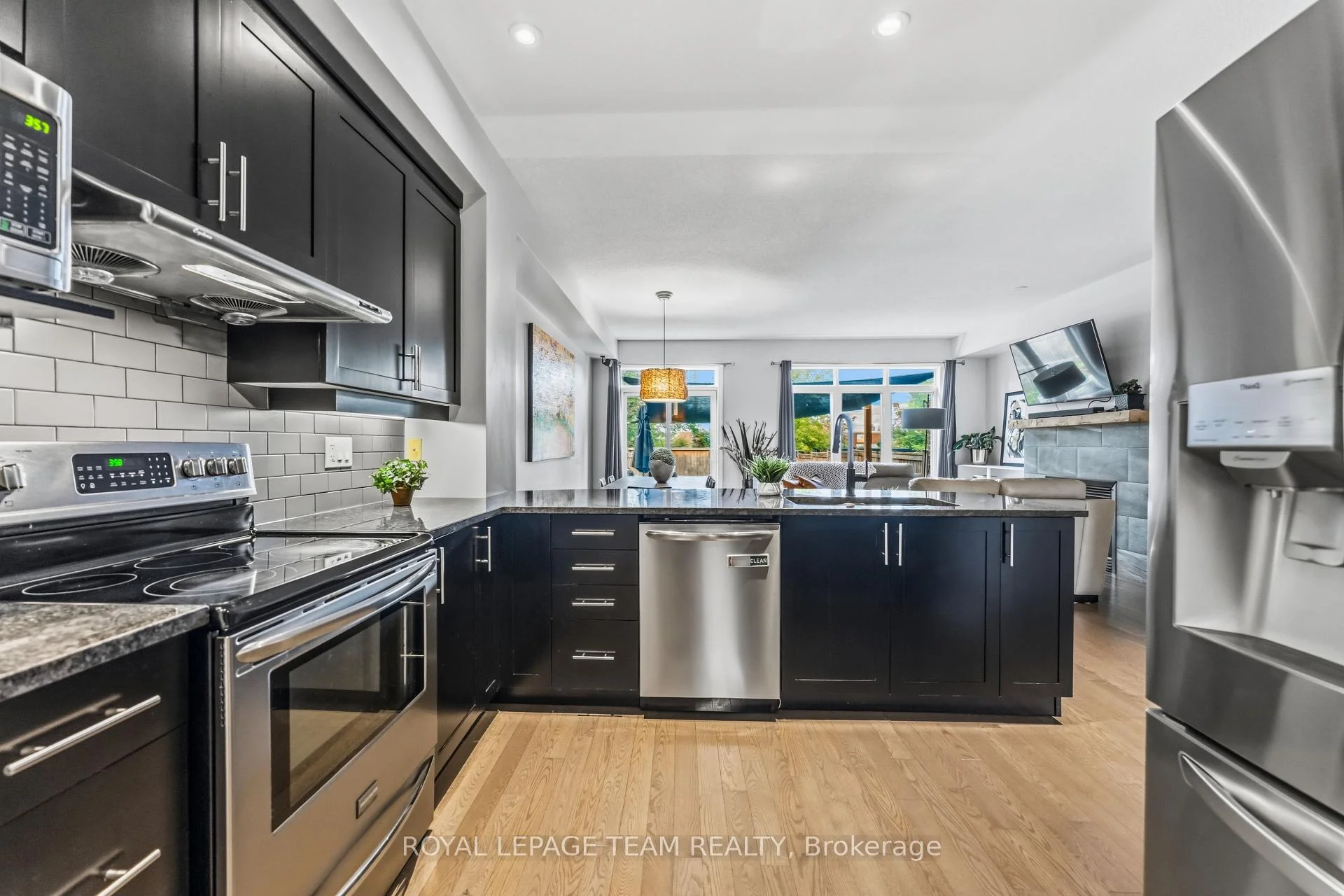 Photo 20 of 152 Mattingly Way, Ottawa, Riverside South/Gloucester Glen — HOMEH