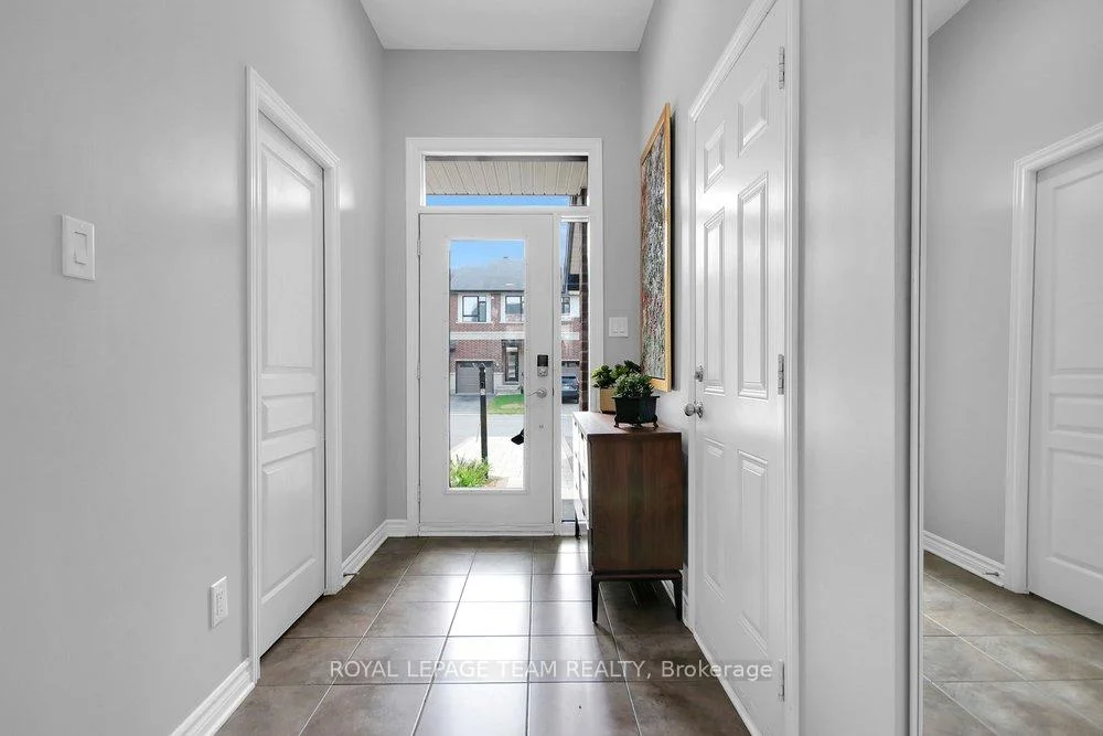Photo 12 of 152 Mattingly Way, Ottawa, Riverside South/Gloucester Glen — HOMEH