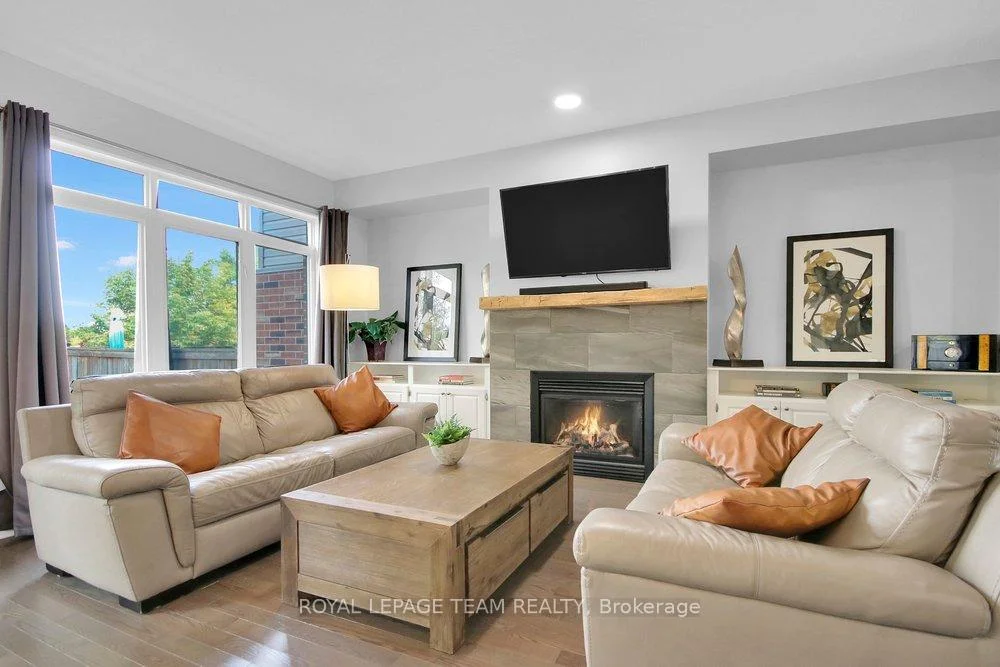 Photo 18 of 152 Mattingly Way, Ottawa, Riverside South/Gloucester Glen — HOMEH