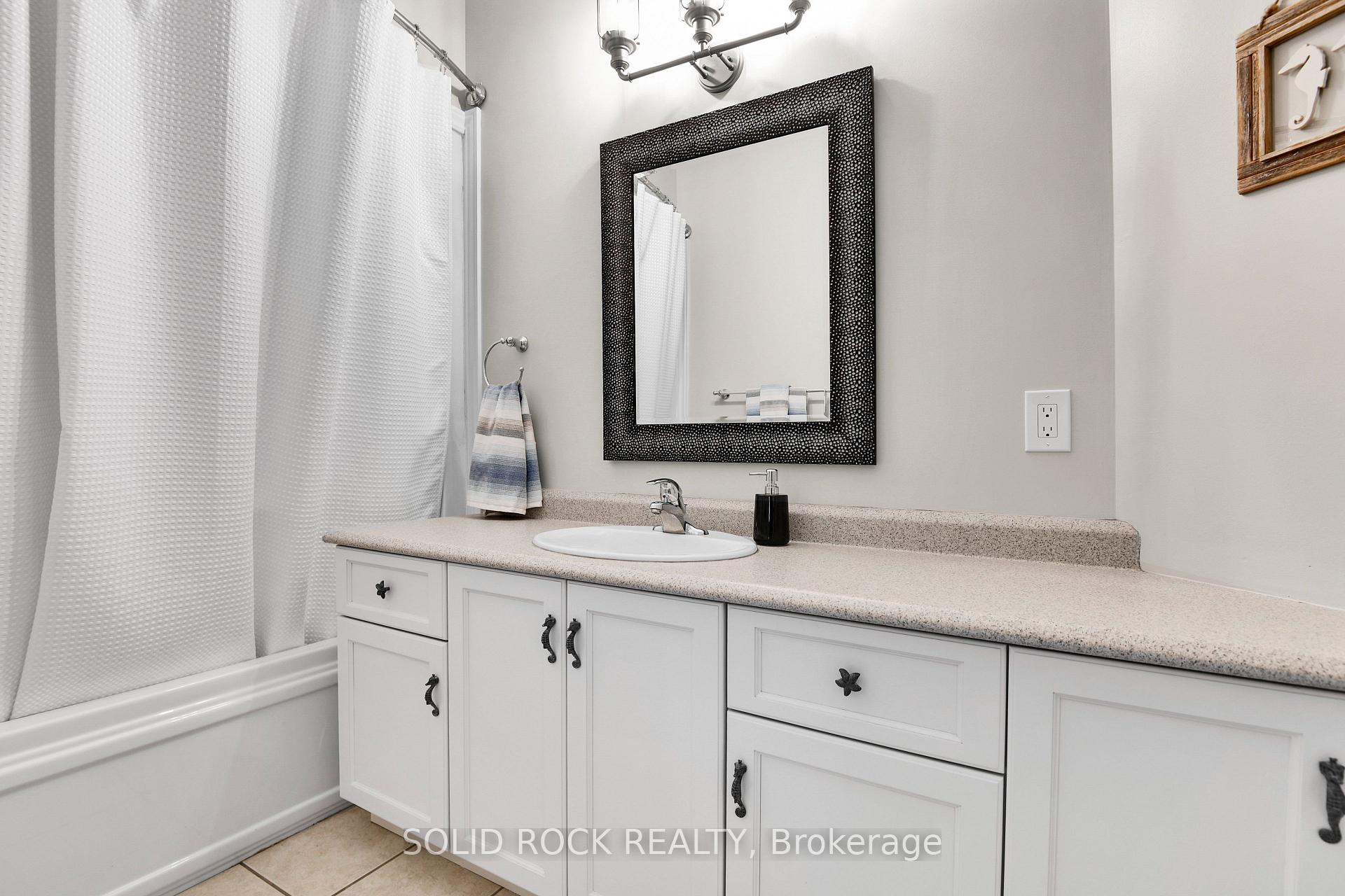Photo 20 of 7040 Donwel Drive, Ottawa, Greely — HOMEH