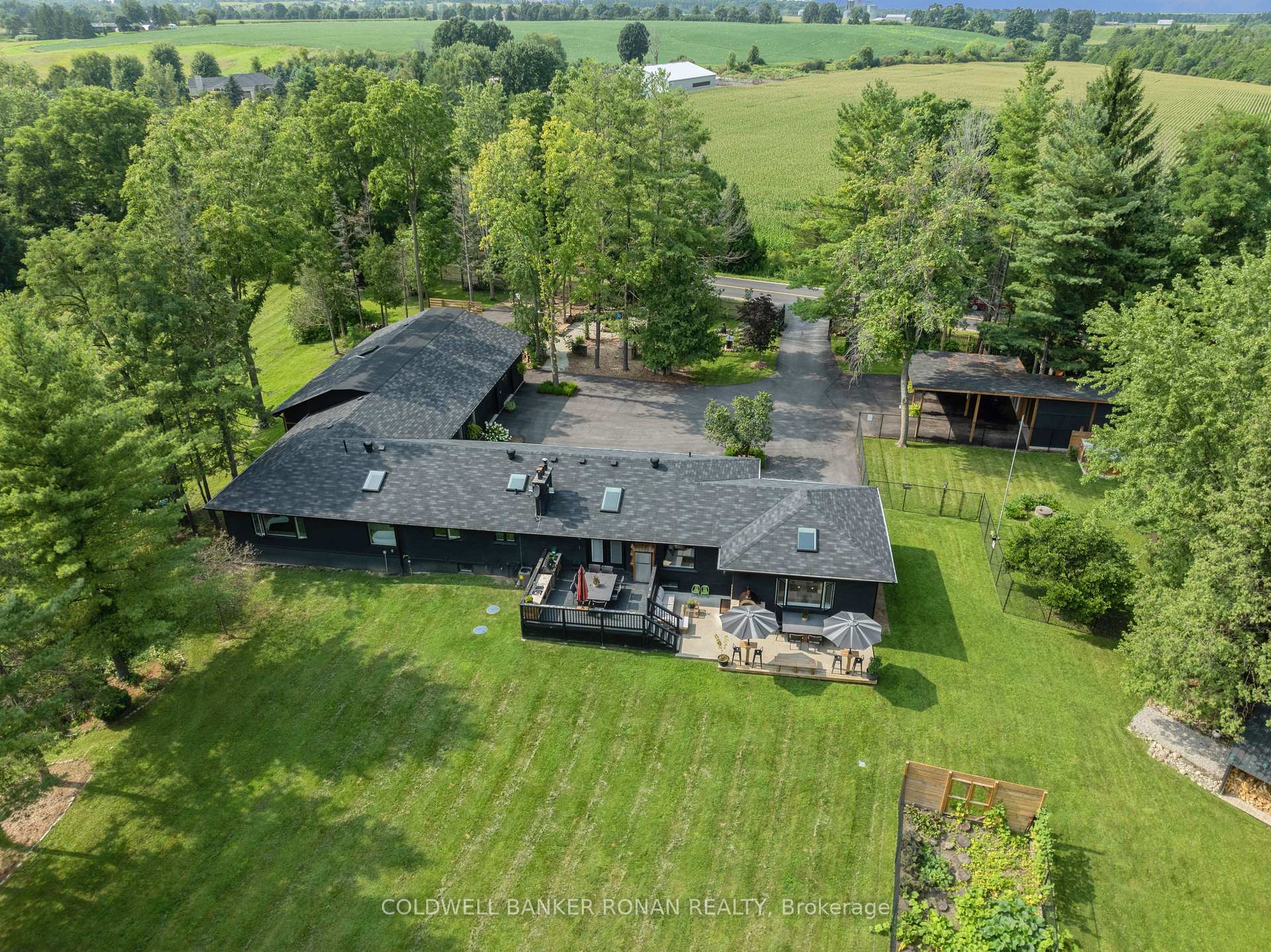 Photo 31 of 6591 6th Line, New Tecumseth, Rural New Tecumseth — HOMEH
