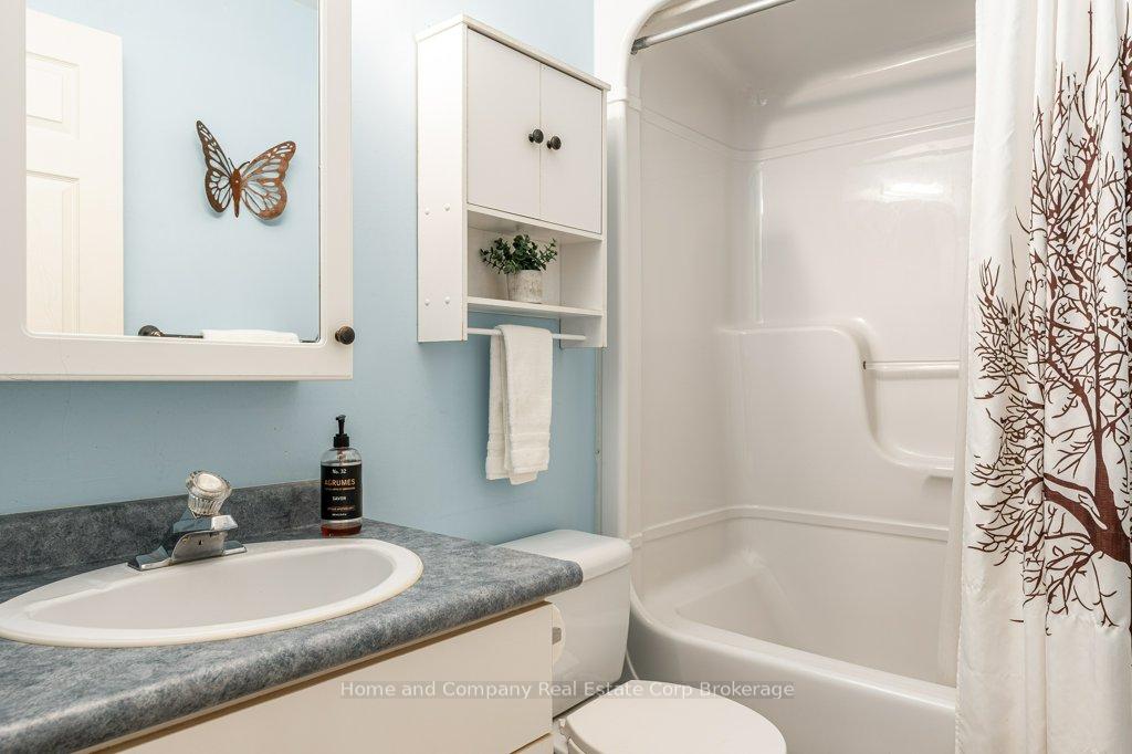 Photo 16 of 127 Walsh Crescent, Stratford — HOMEH