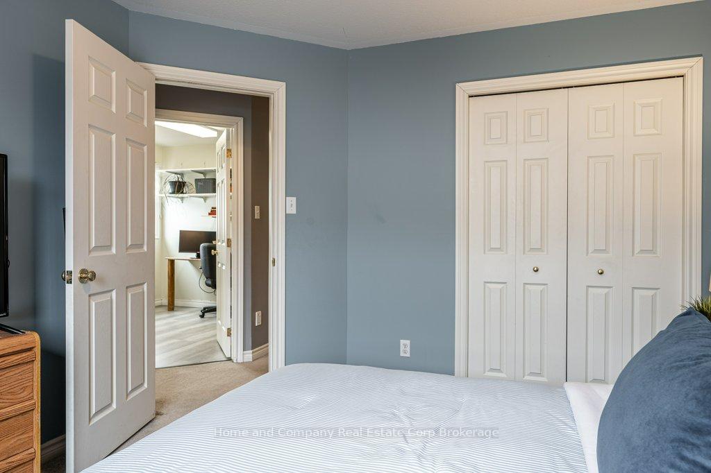 Photo 19 of 127 Walsh Crescent, Stratford — HOMEH