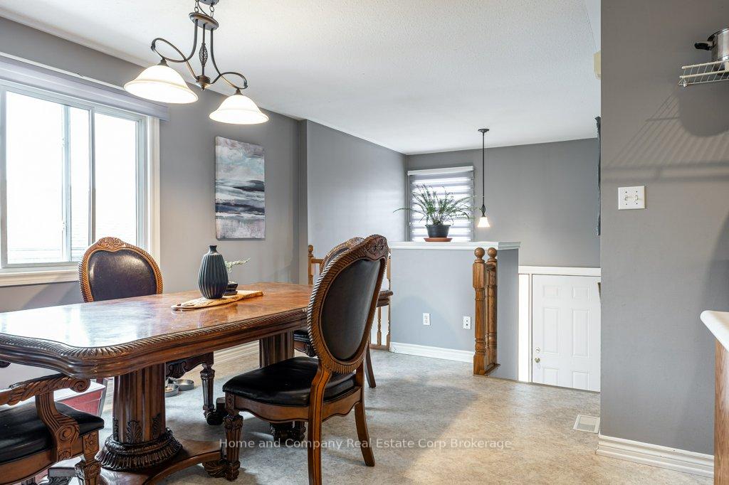 Photo 24 of 127 Walsh Crescent, Stratford — HOMEH