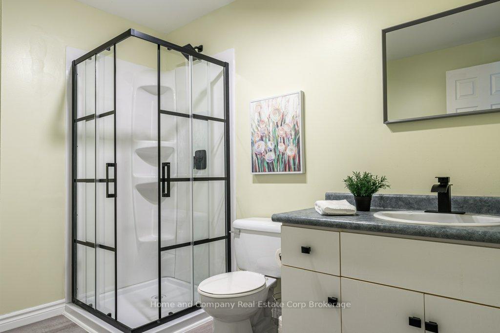 Photo 26 of 127 Walsh Crescent, Stratford — HOMEH