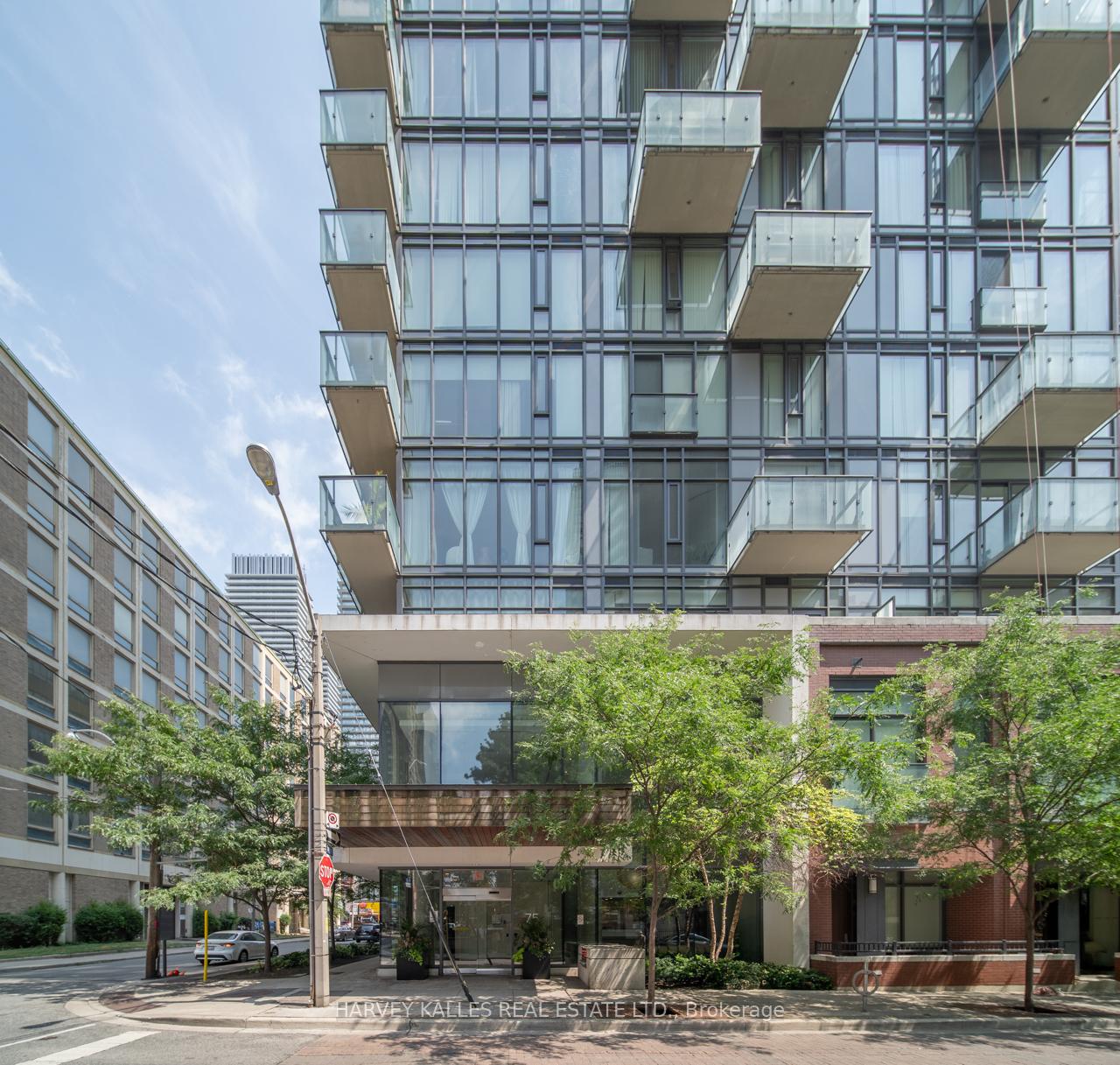 Photo 2 of Unit 1202, 75 St Nicholas Street, Toronto, Bay Street Corridor — HOMEH