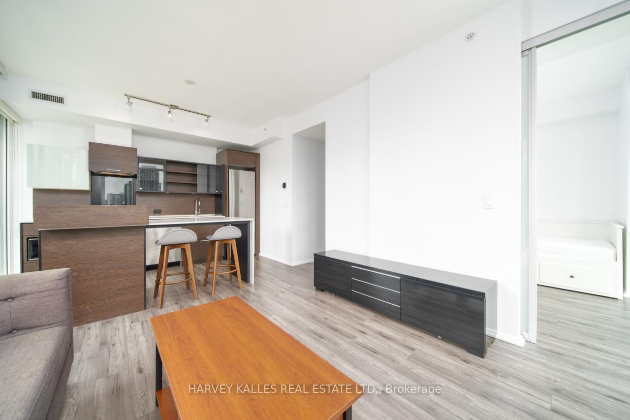 Photo 12 of Unit 1202, 75 St Nicholas Street, Toronto, Bay Street Corridor — HOMEH