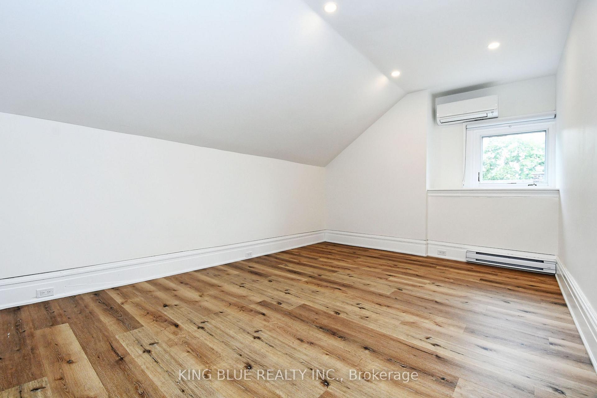Photo 26 of Unit A, 145 Madison Avenue, Toronto, The Annex — HOMEH